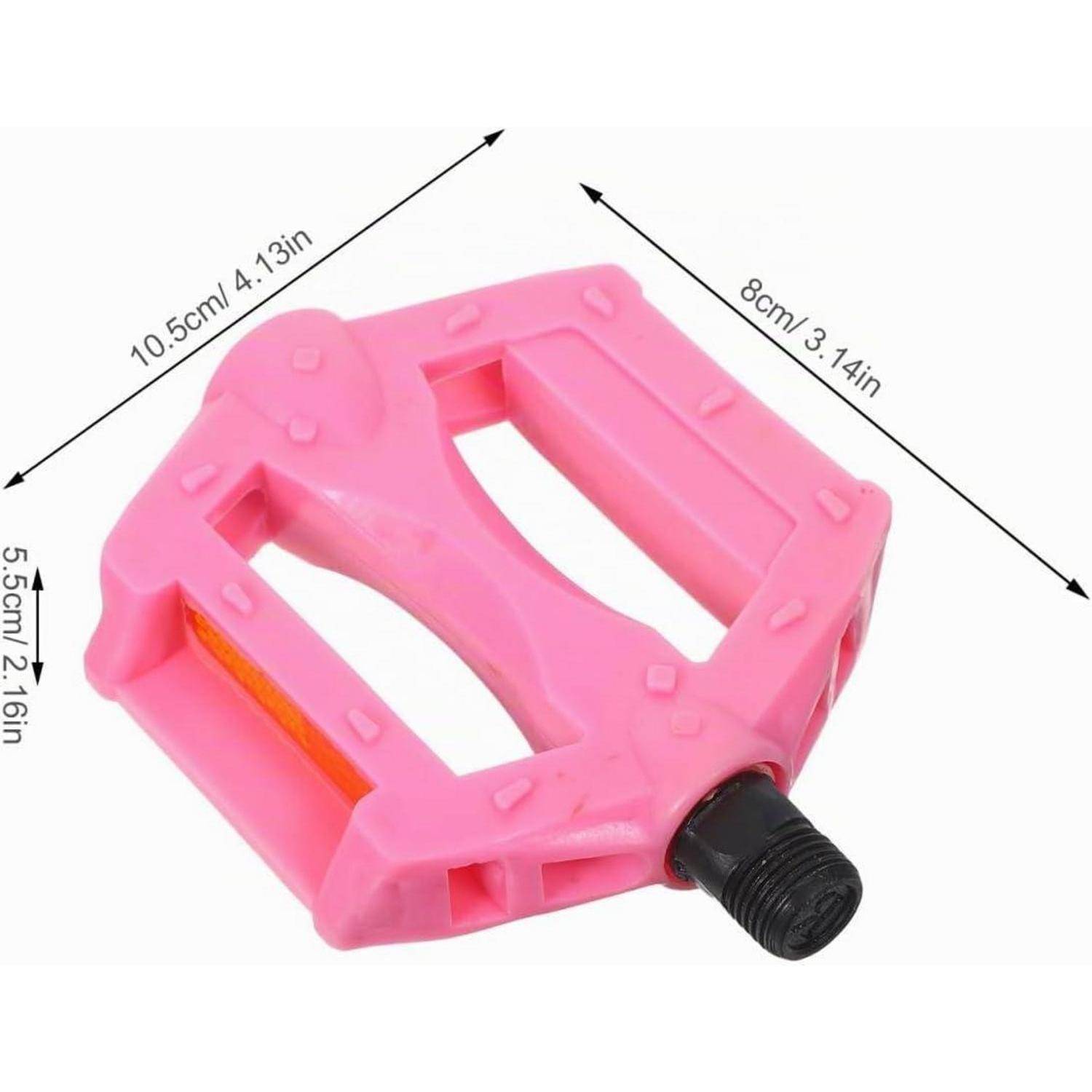 Rosa Fahrradpedale auf weißem Hintergrund dargestellt mit Maßpfeilen: 10,5 cm lang, 8 cm breit und 5,5 cm hoch.