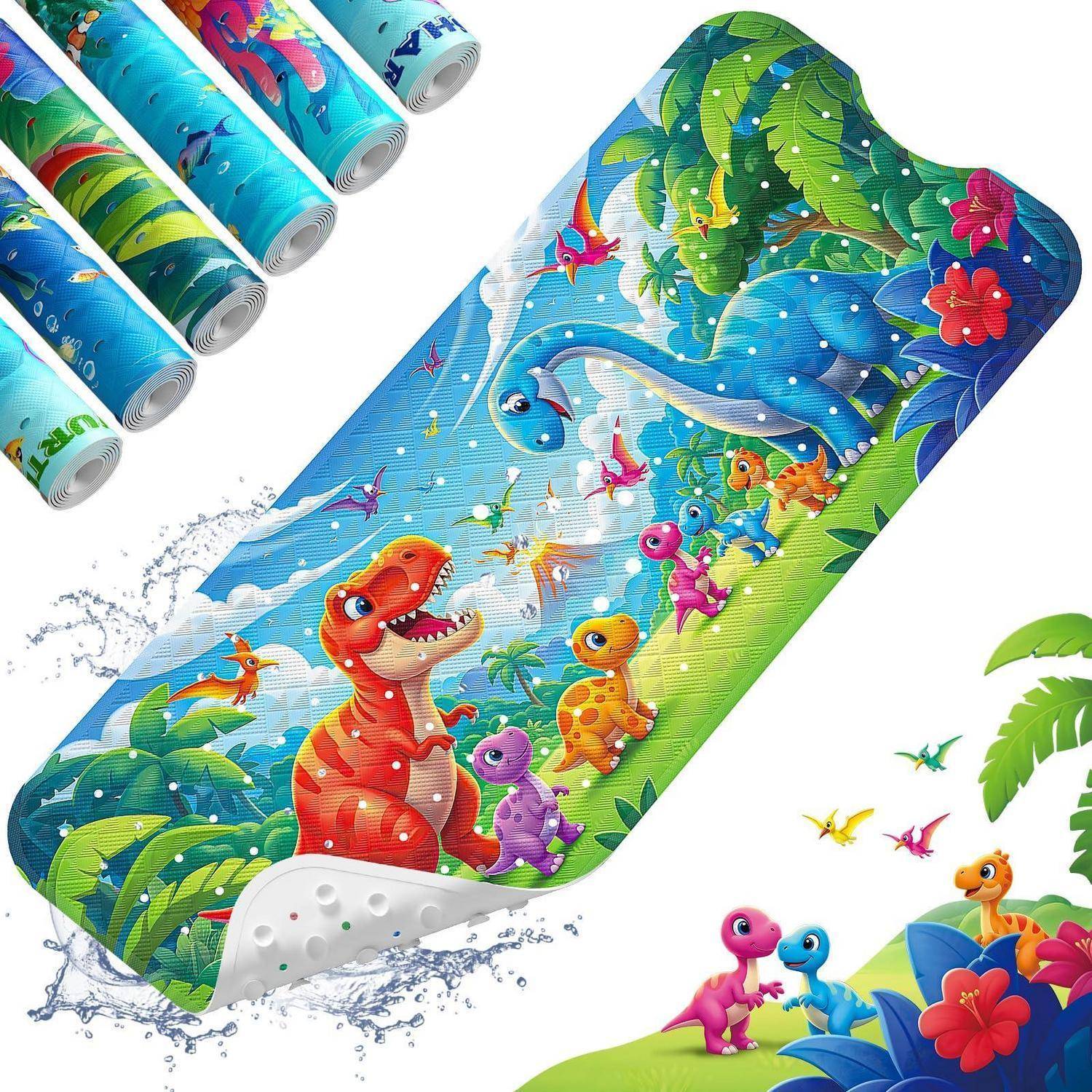 Buntes Cartoon-Dinosaurier-Strandtuch oder -matte mit einem roten T. rex, blauem Dino und kleinen Dinos inmitten von tropischen Blättern, Blumen, Wasser und Schmetterlingen.