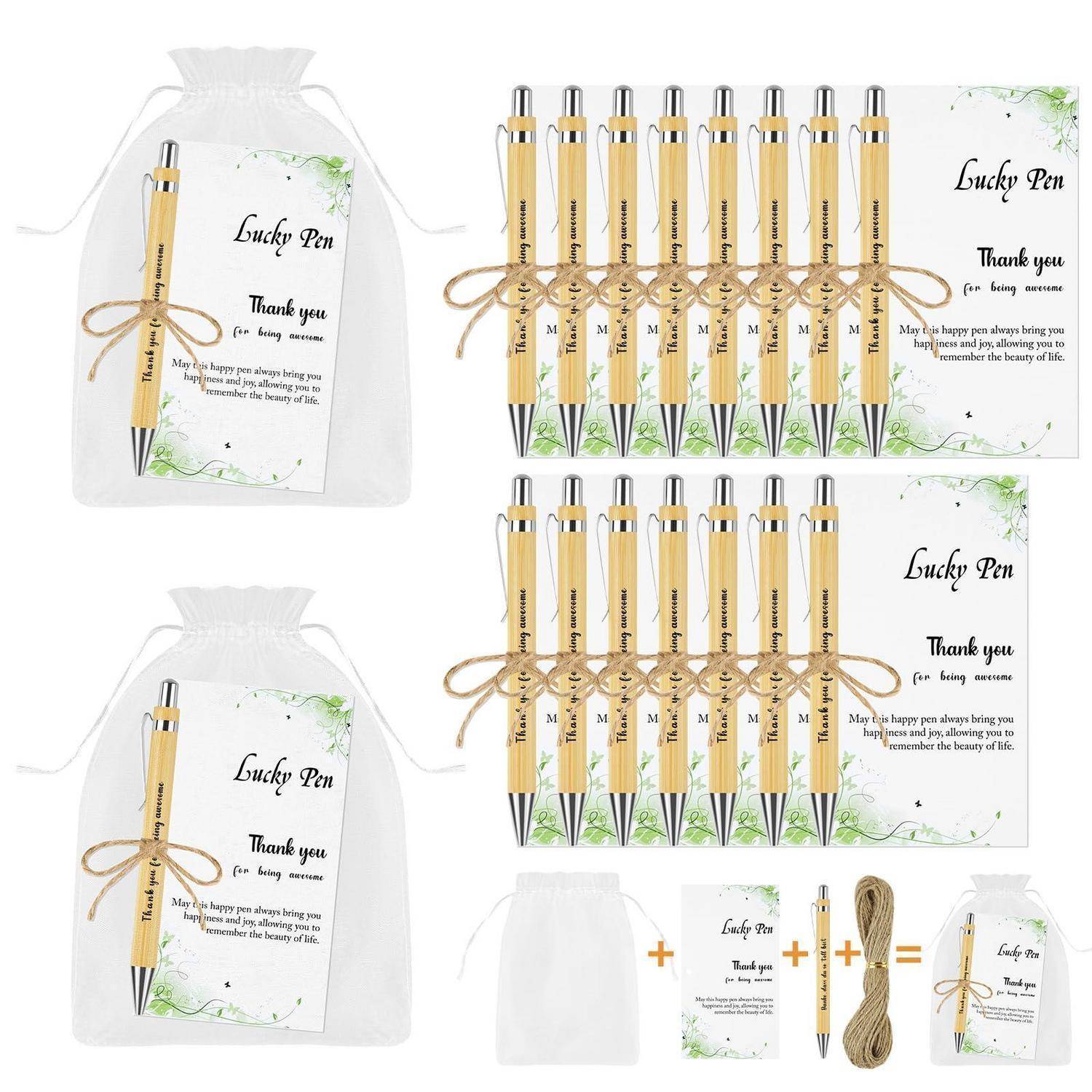 Mockup der Geschenkverpackung für Lucky Pen mit einem Stift, der mit Schnur gebunden ist, und einer Dankeskarte in einem weißen Organzabeutel mit Kordelzug.