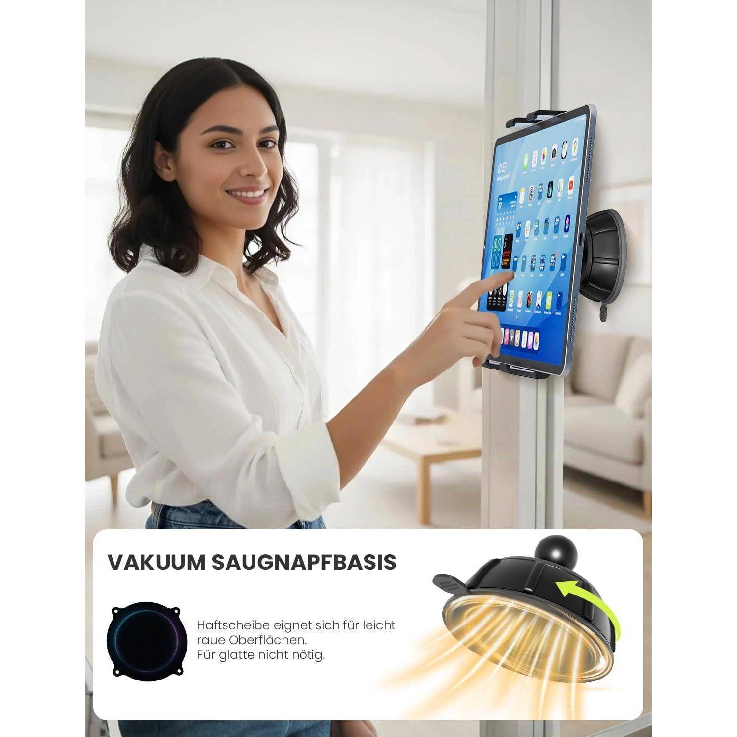 Frau, die ein Tablet auf einem Vakuum-Saugnapfständer befestigt; die Vergrößerung zeigt die "VAKUUM SAUGNAPFBASIS"" mit einer Saugnappbasis und einem verstellbaren Lampenkopf.