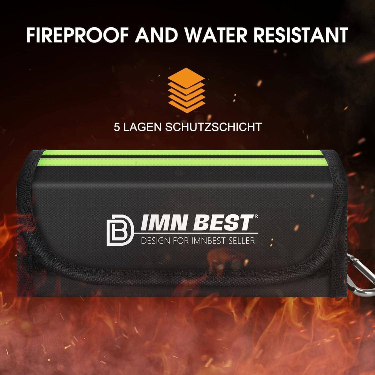 Schwarze feuerfeste und wasserdichte Tasche mit der Aufschrift „IMN BEST" mit fünfschichtiger Schutzvorrichtung, abgebildet gegen Flammen als Sicherheitslagersprodukt.