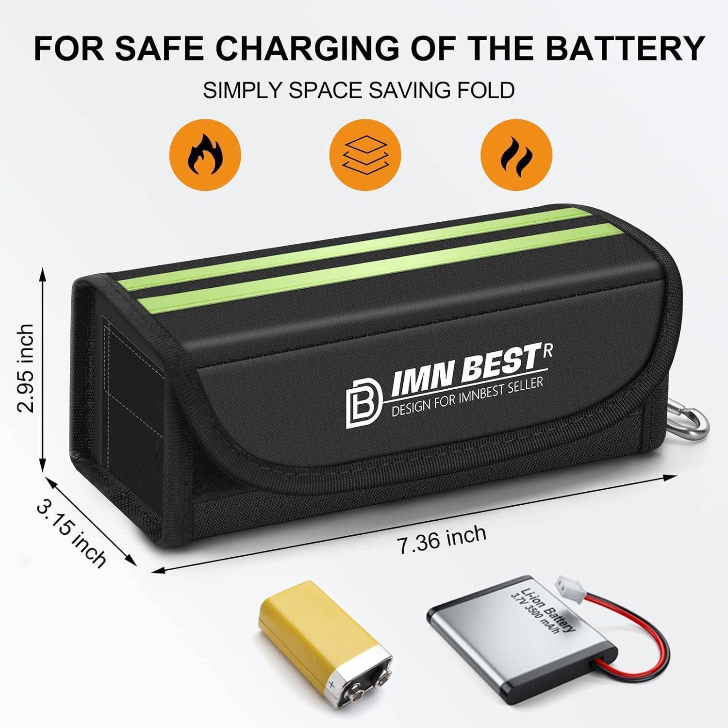 Produktbild einer IMN BEST Batteriespeicherbox mit Umschlagdeckel, gekennzeichnet für sichere Batterieaufladung, mit Größenabmessungen und einem Beispiel für ein Batteriepaket.