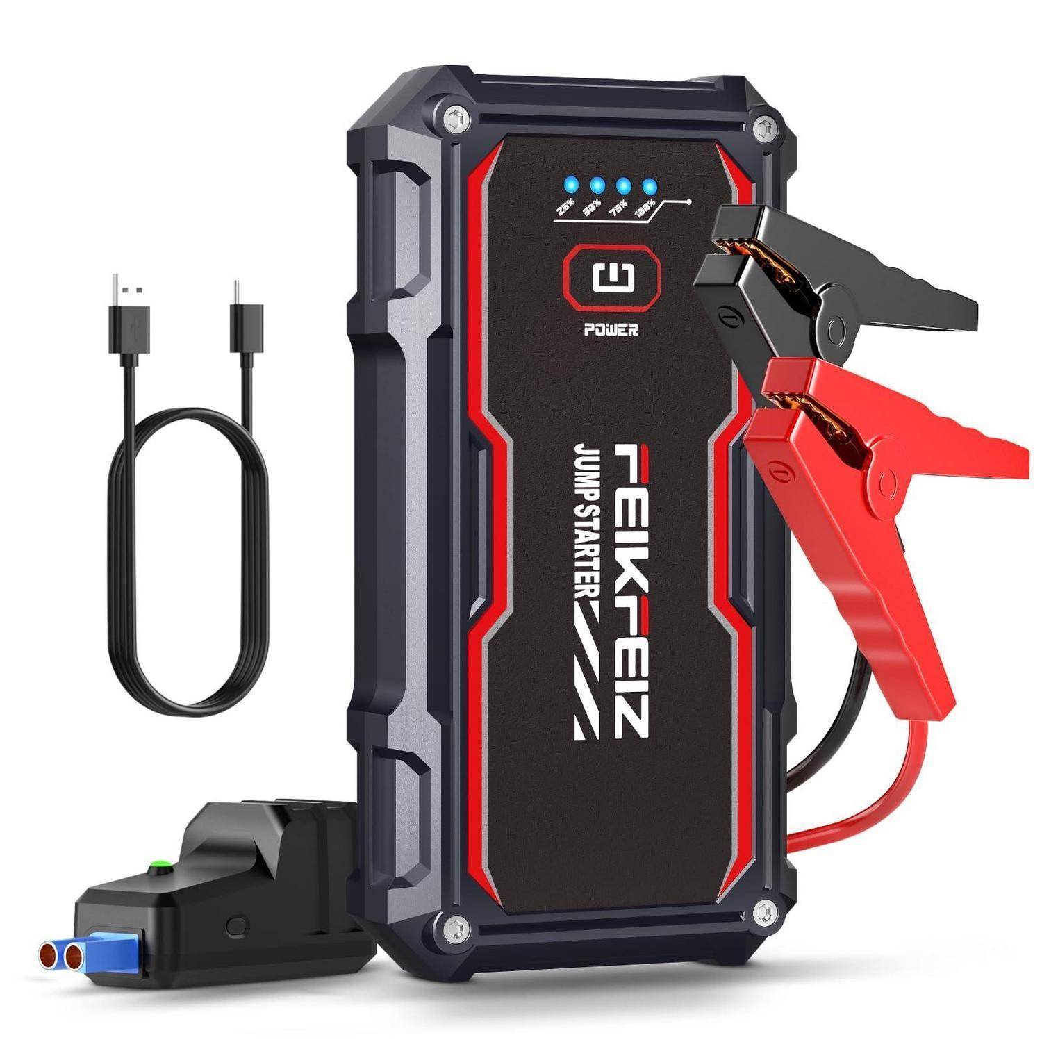 Tragbarer Starthilfegerät-Powerbank mit USB-Kabel und angebrachten roten/schwarzen Startkabeln; Display zeigt Batteriestand und Stromschalter.