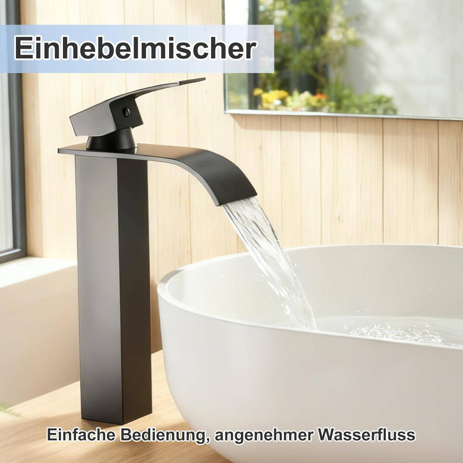 Foto eines modernen Einhebelmischers in Schwarz, der Wasser in ein weißes Waschbecken fließen lässt, mit deutschem Text über einfache Bedienung und angenehmen Wasserfluss.