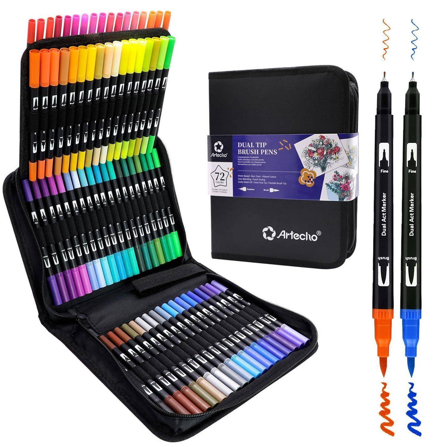 72er Arthecho Dual-Tip Pinselmarker-Set in einem gezipperten schwarzen Etui, aufgeklappt mit farbigen Markern in Reihen angeordnet und zwei Beispielstifte mit feinen Spitzen und Pinselpitzen.
