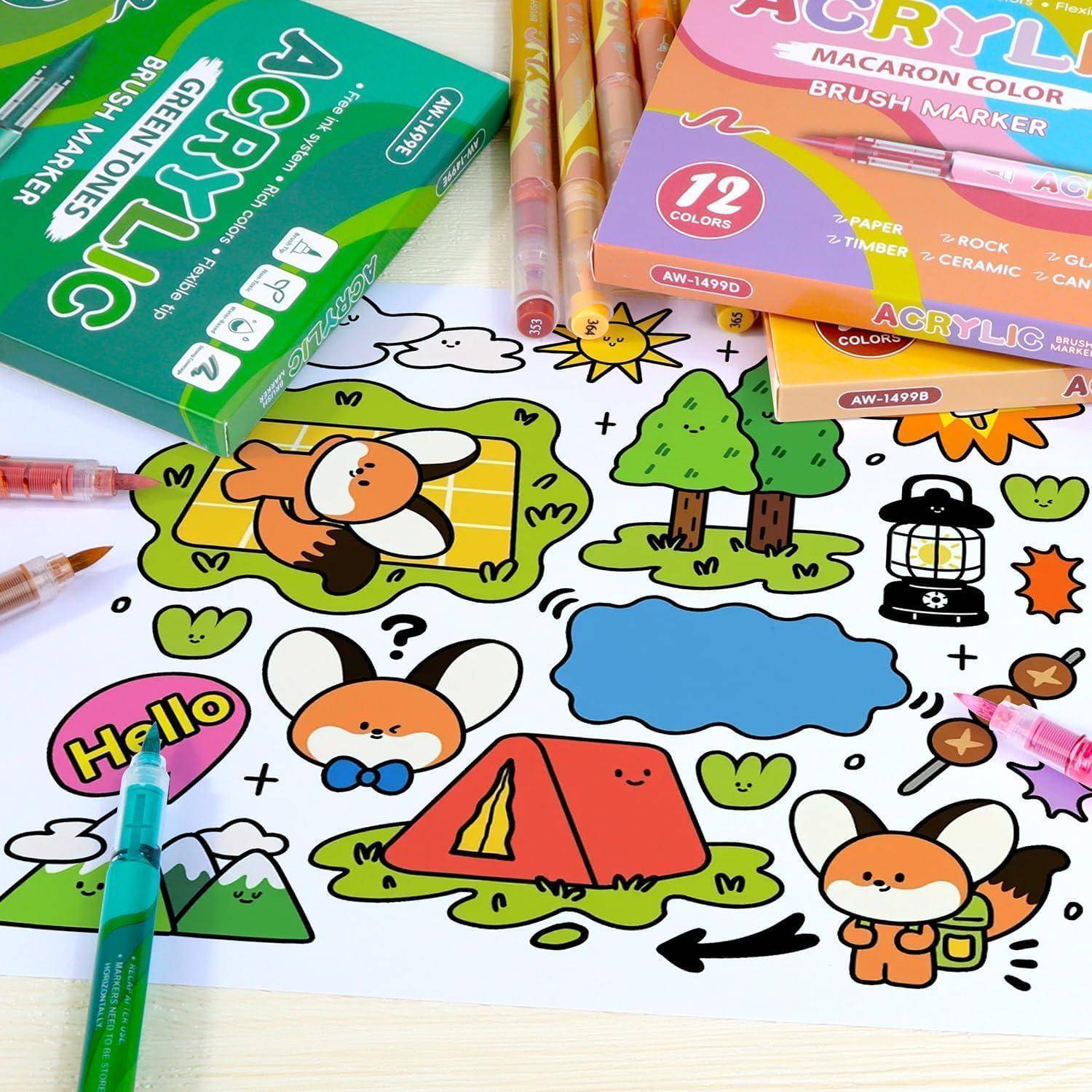 Bunte Malseite für Kinder mit Cartoon-Tieren, Zelt, Baum, Laterne und Sprechblase, umgeben von Acryl-Pinselmarkern in ihren Boxen.