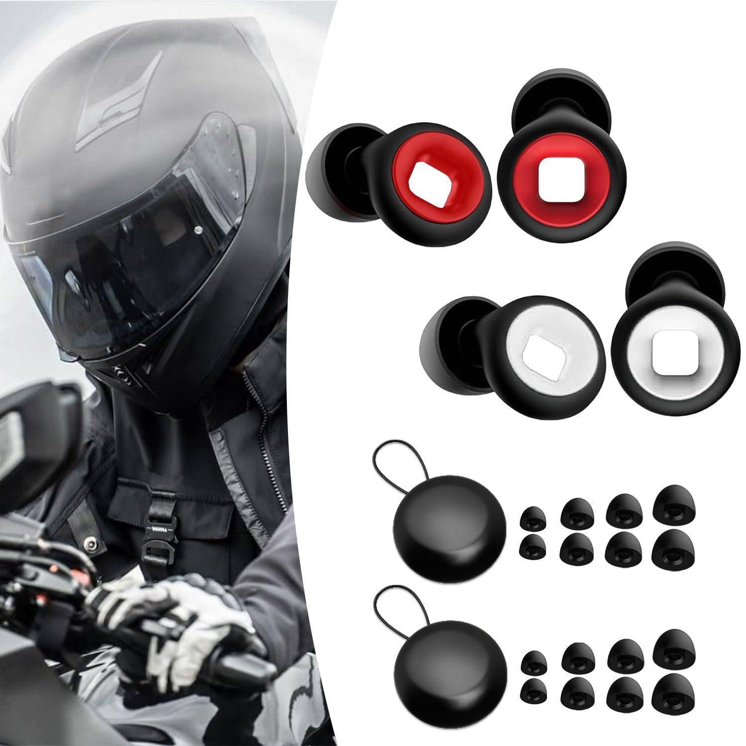 Motorradfahrer, der einen Integralhelm mit austauschbaren Visieraufsätzen und kabellose In-Ear-Zubehöroptionen trägt, die auf der rechten Seite als Produktoptionen angezeigt werden.