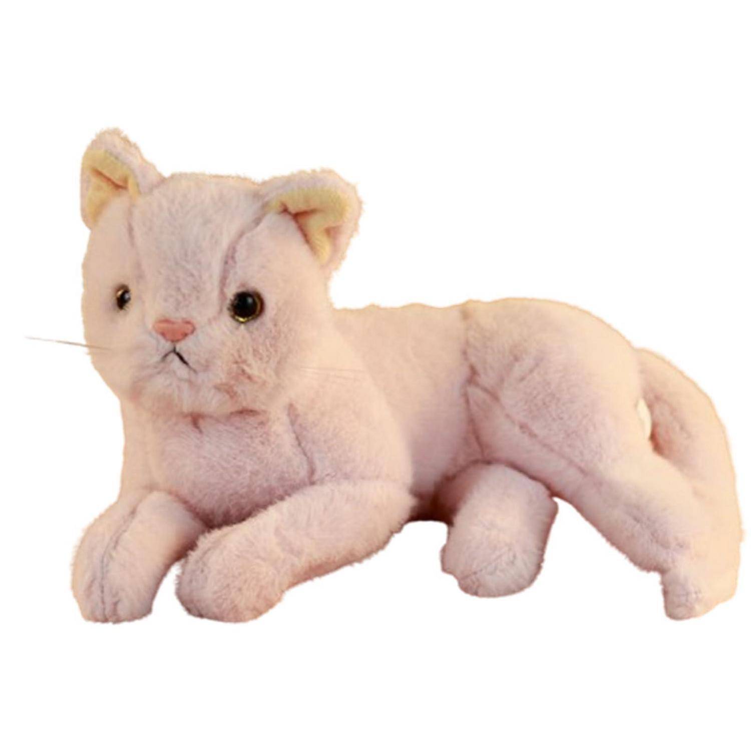 Ein weiches rosa Katzenspielzeug, das auf weißem Hintergrund liegt.