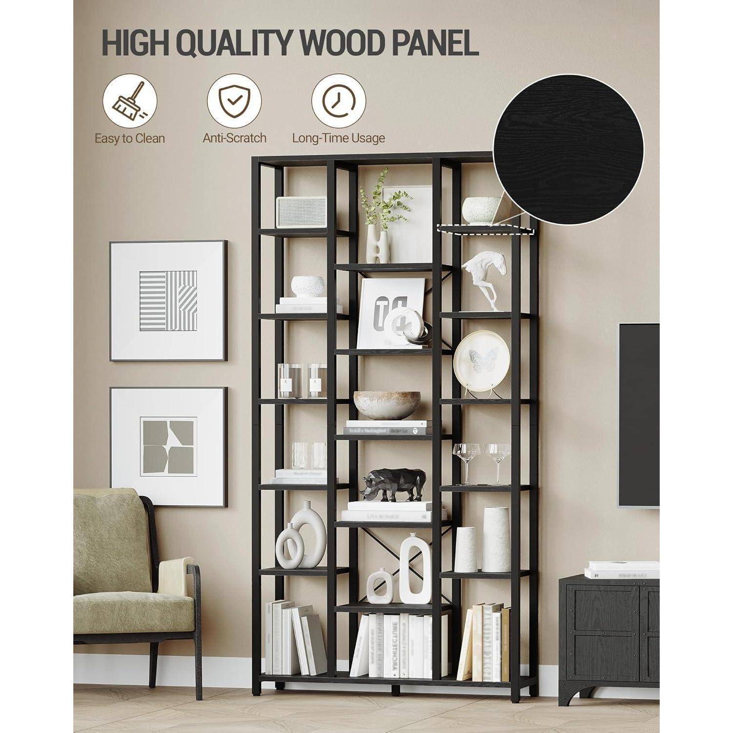 Schwarzes Metallregal mit Holzpaneelen in einem Wohnzimmer, das Dekorationen und Bücher präsentiert; der Text hebt "HOCHQUALITATIVES HOLZPANEEL"" hervor, leicht zu reinigen, kratzfest, langfristige Nutzung.