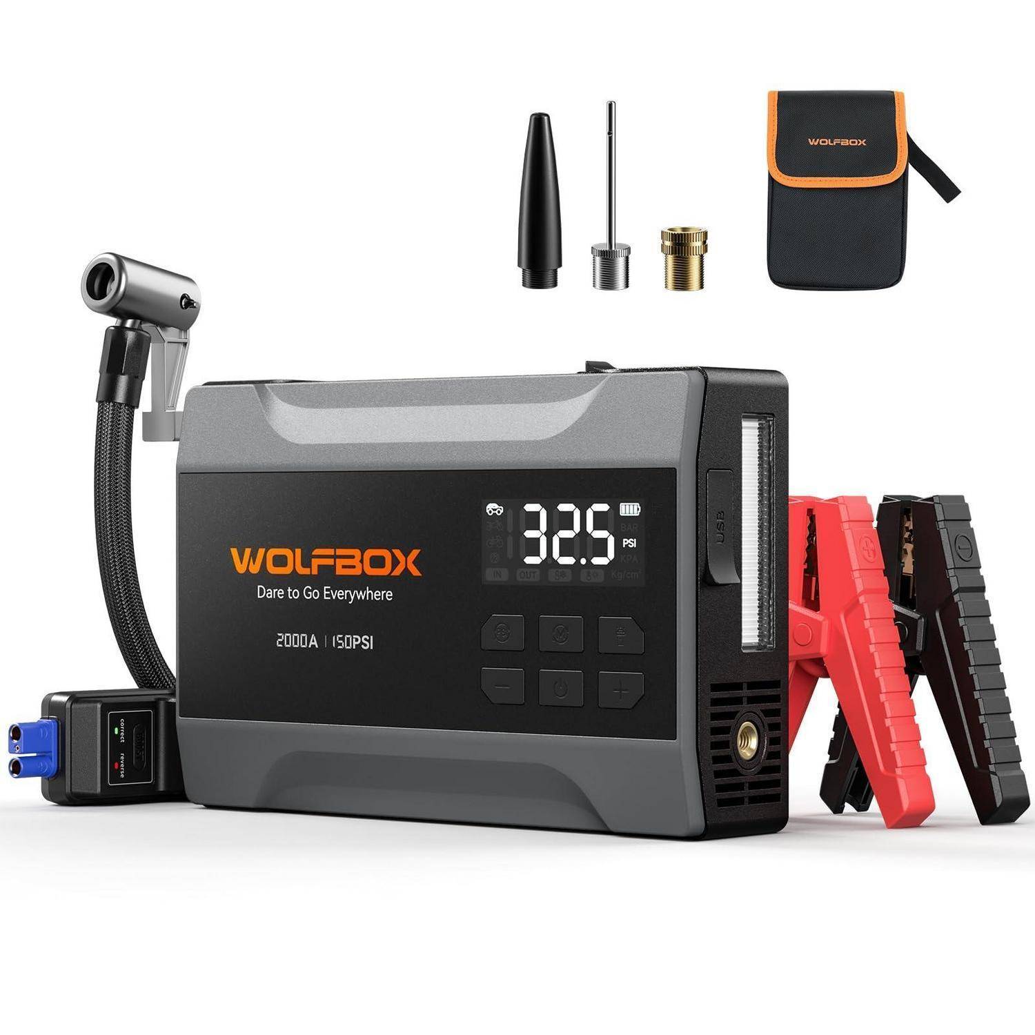 Tragbarer Wolfbox Luftkompressor mit digitaler Druckanzeige, Schlauch, Stromkabeln, Düsen und Tragetasche zum Aufpumpen von Reifen und Sportausrüstung.