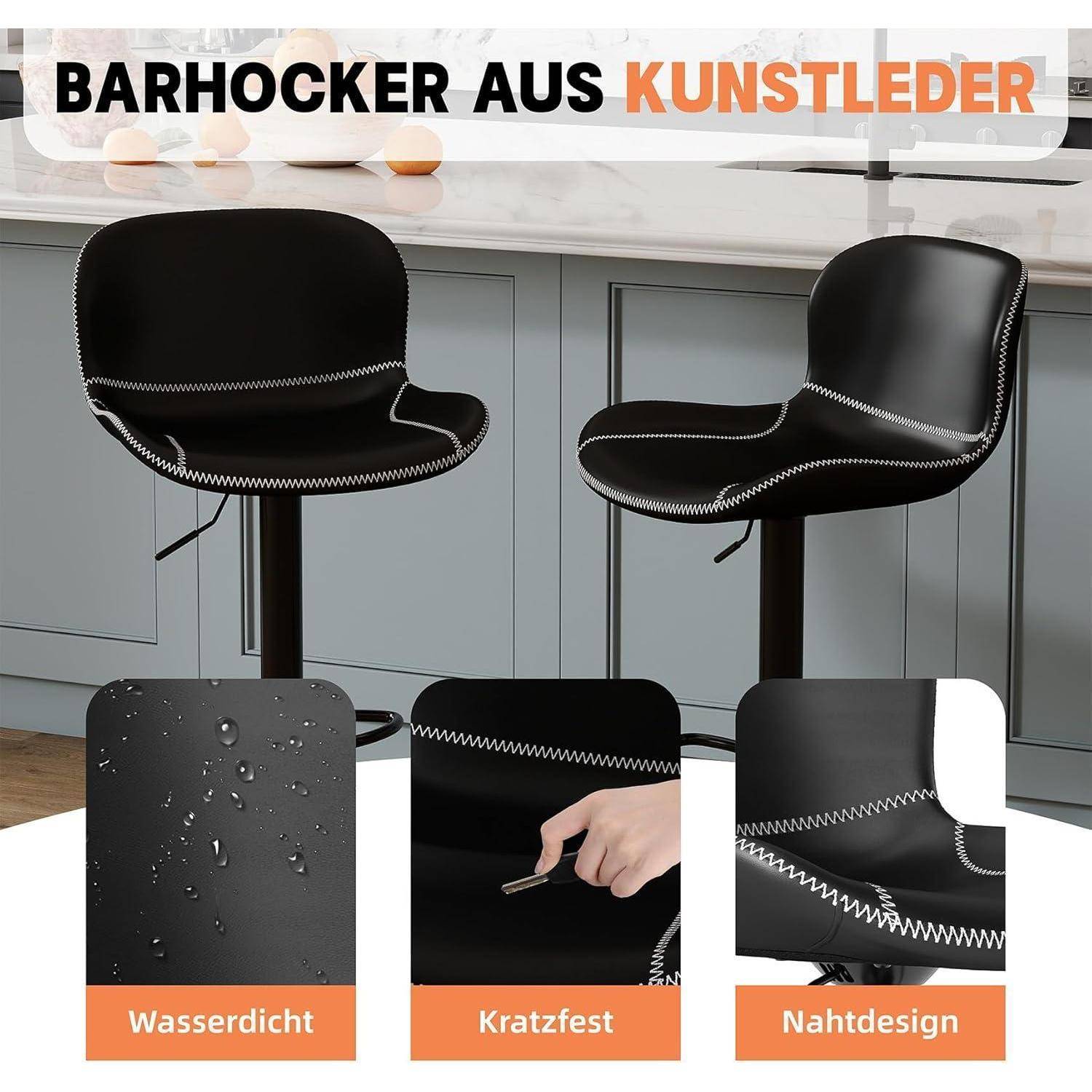 Zwei schwarze Barhocker aus Kunstleder mit gesteppten Nähten; eingelegte Etiketten heben „Wasserdicht
