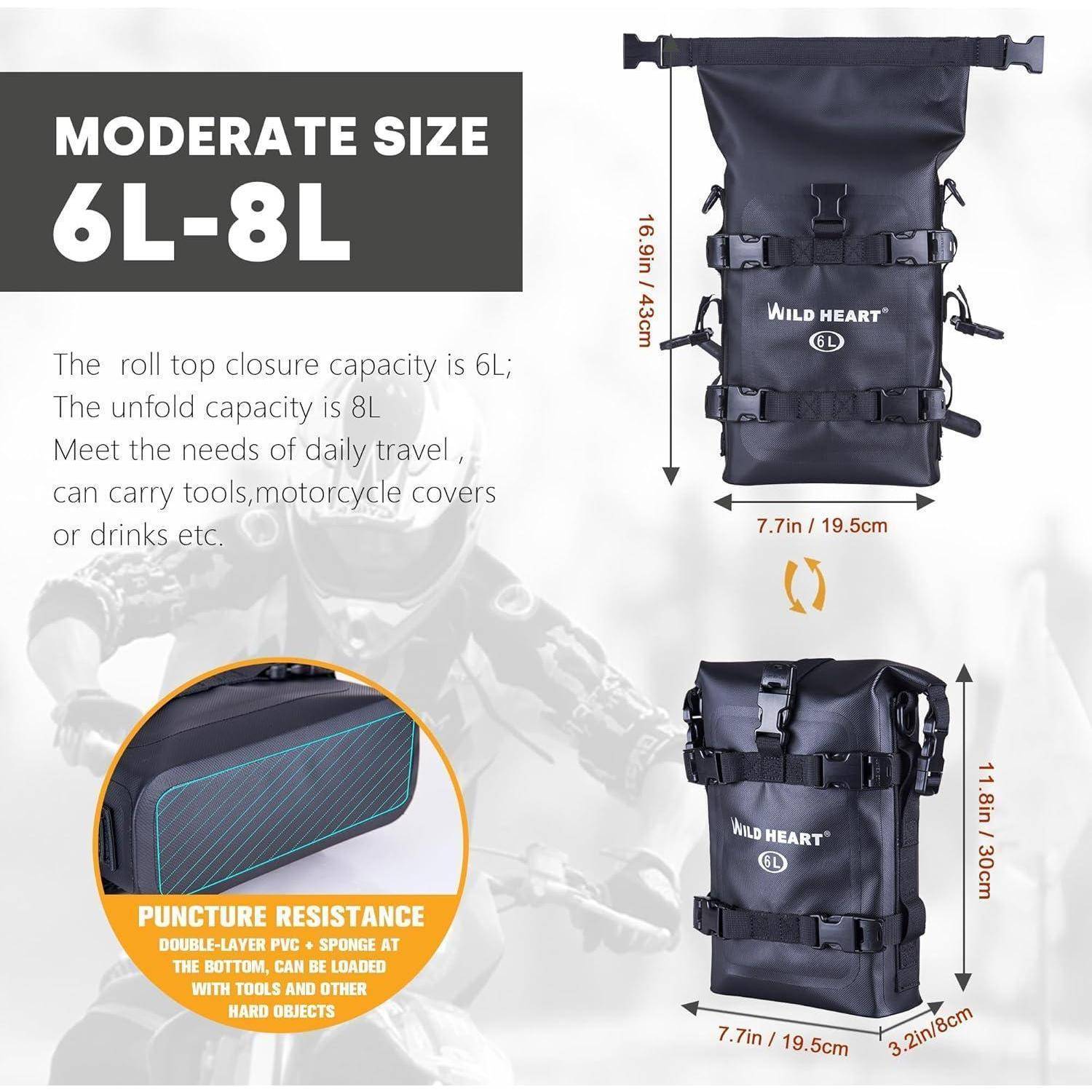 Werbegrafik einer schwarzen wasserdichten Motorrad-Rollentasche mit Verschlussrolle, Mittlere Größe 6L-8L, Abmessungen 16,9 x 7,7 x 3,2 Zoll, und punktionsresistente doppellagige Konstruktion.