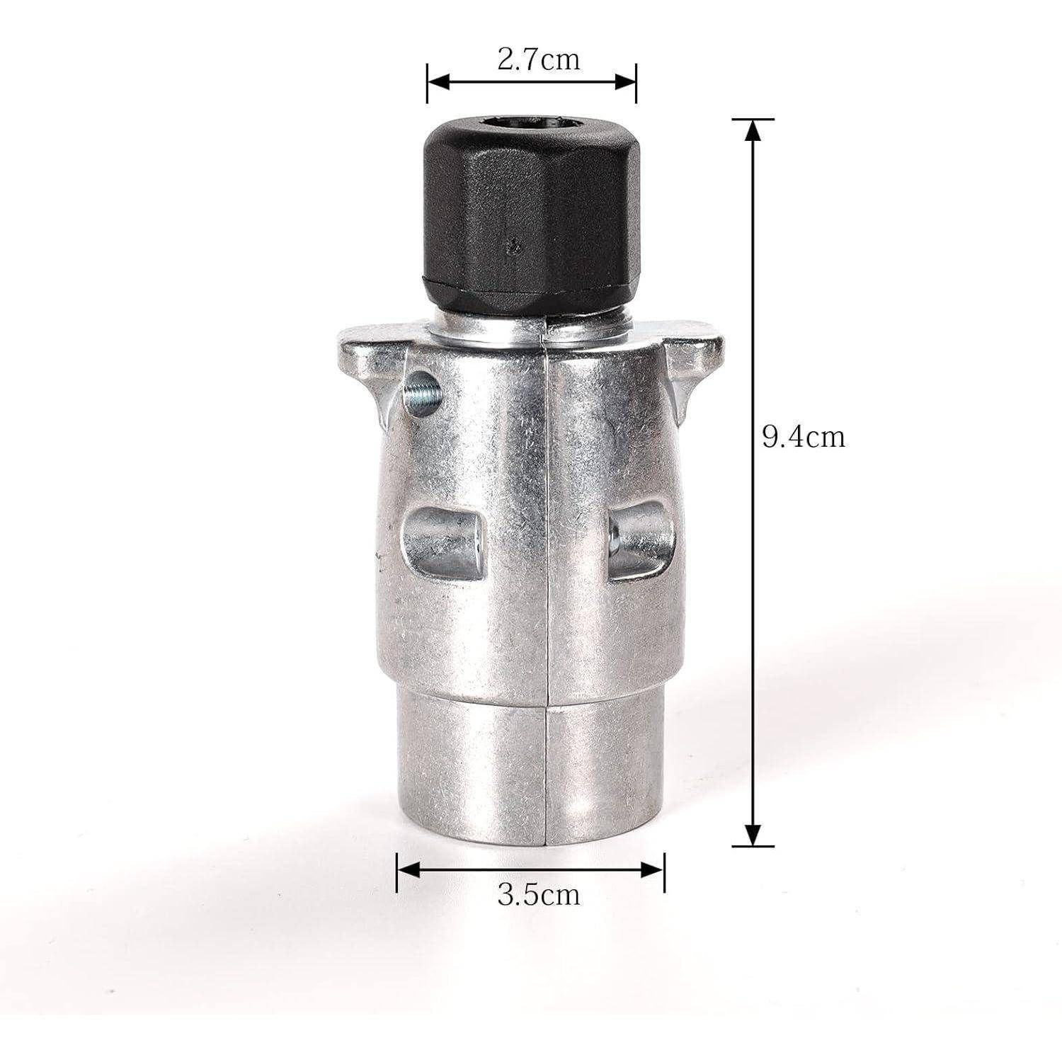 Silberner Metallverbindungsstecker mit schwarzer Oberkappе, auf weißem Hintergrund dargestellt mit gekennzeichneten Abmessungen von 2,7 cm Breite, 3,5 cm Sockelbreite und 9,4 cm Höhe.