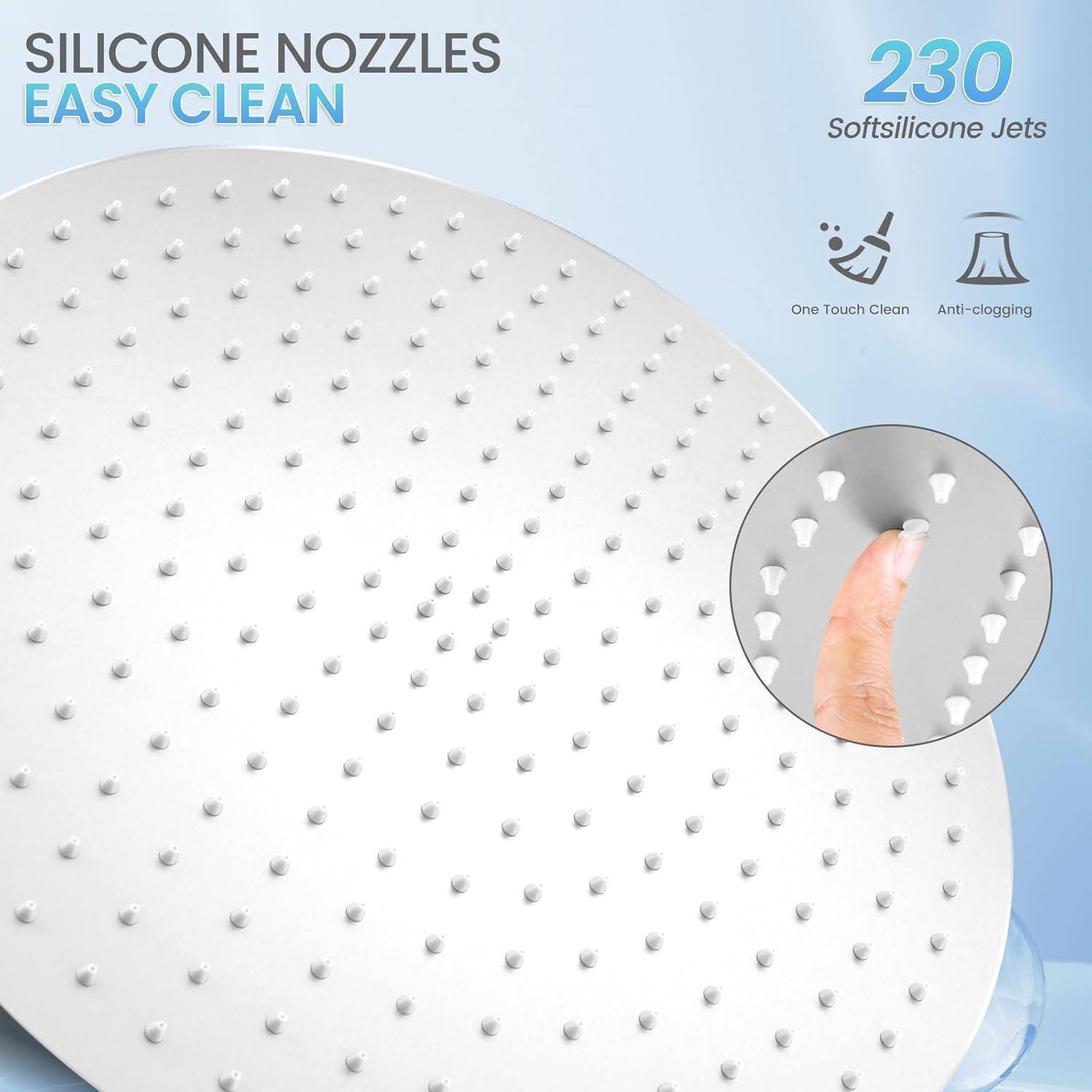Werbeabbildung eines Duschkopfs mit 230 weichen Silikon-Düsen, gekennzeichnet mit „Easy Clean