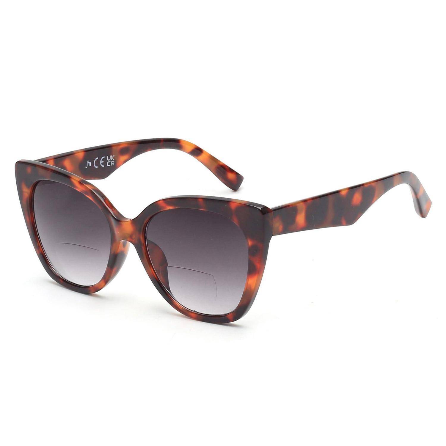 Schildpatt-Katzenauge-Sonnenbrille mit dunklen Verlaufsgläsern auf weißem Hintergrund.