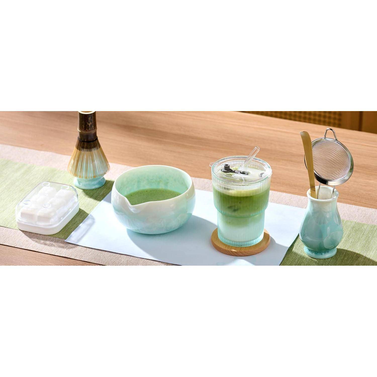 ComboJoy Matcha Set Blau - 9-teiliges Crystal Flower Matcha Schale, Bambusbesen & Halter, Matcha gläser, Eiswürfel form, Löffel & Sieb mit Halter