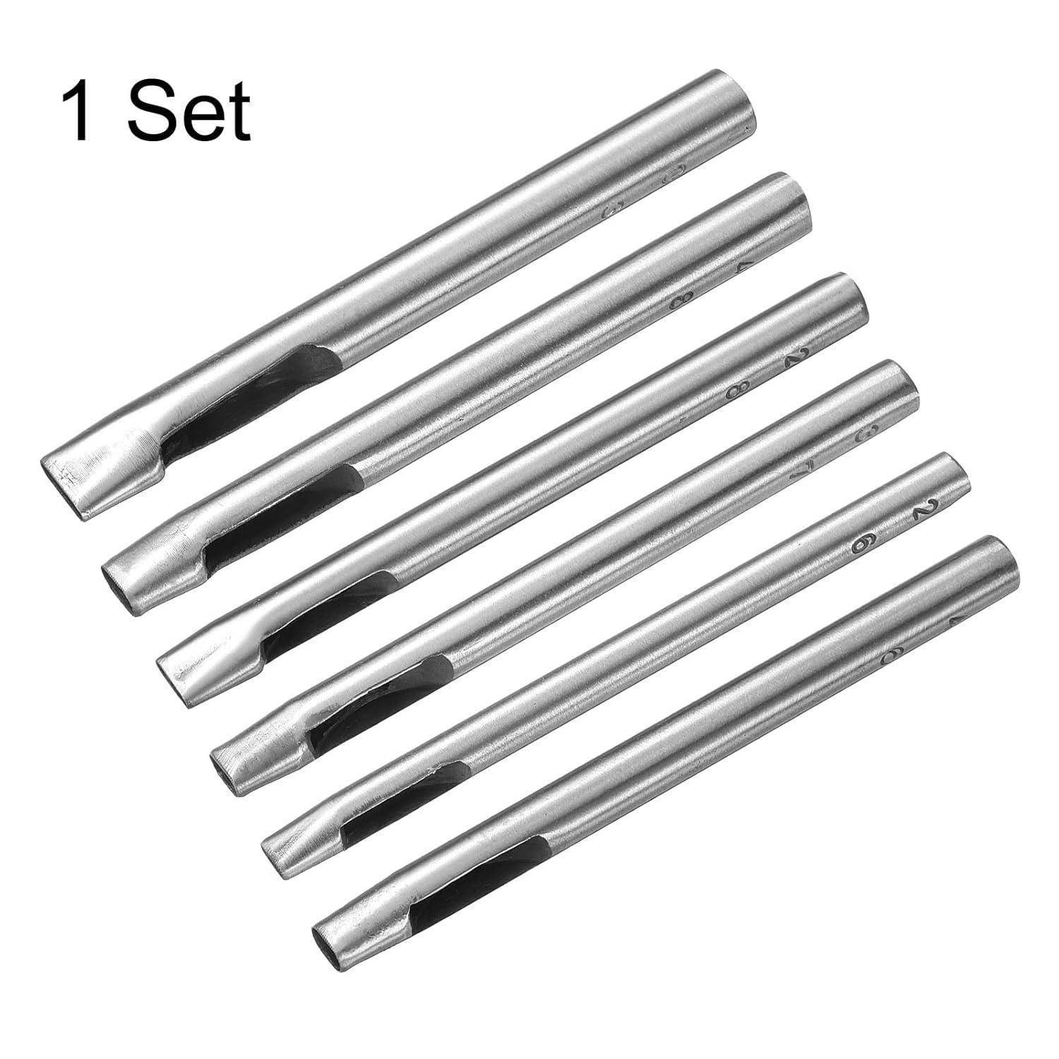 Satz von sechs silbernen Metalllocher mit spitzen, geschlitzten Spitzen, dargestellt auf weißem Hintergrund mit dem Text '1 Set'.