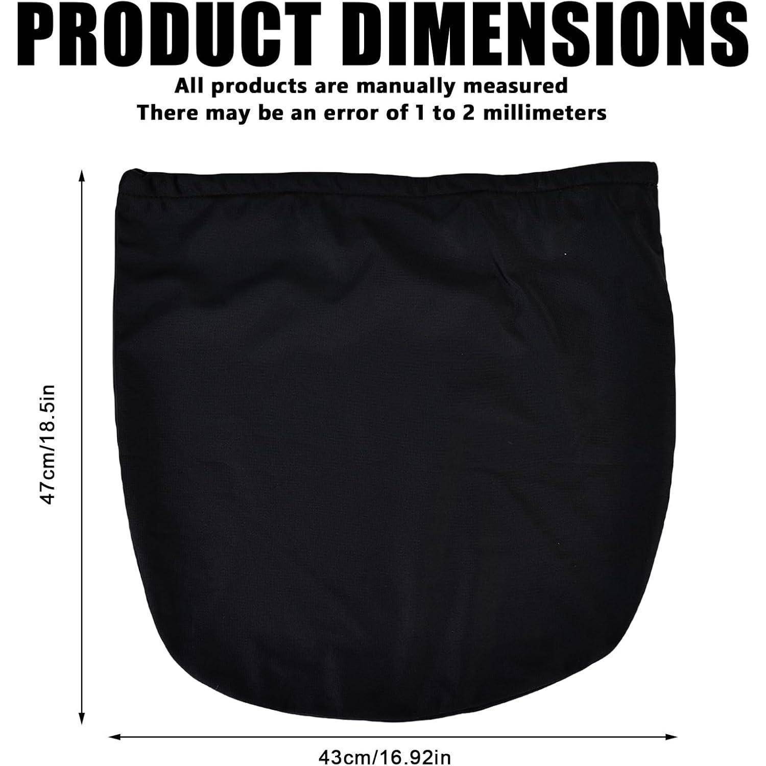 Produktmaße-Diagramm einer schwarzen abgerundeten Tasche: 47 cm hoch und 43 cm breit, mit dem Hinweis, dass die Messungen manuell durchgeführt werden und um 1 bis 2 mm abweichen können.