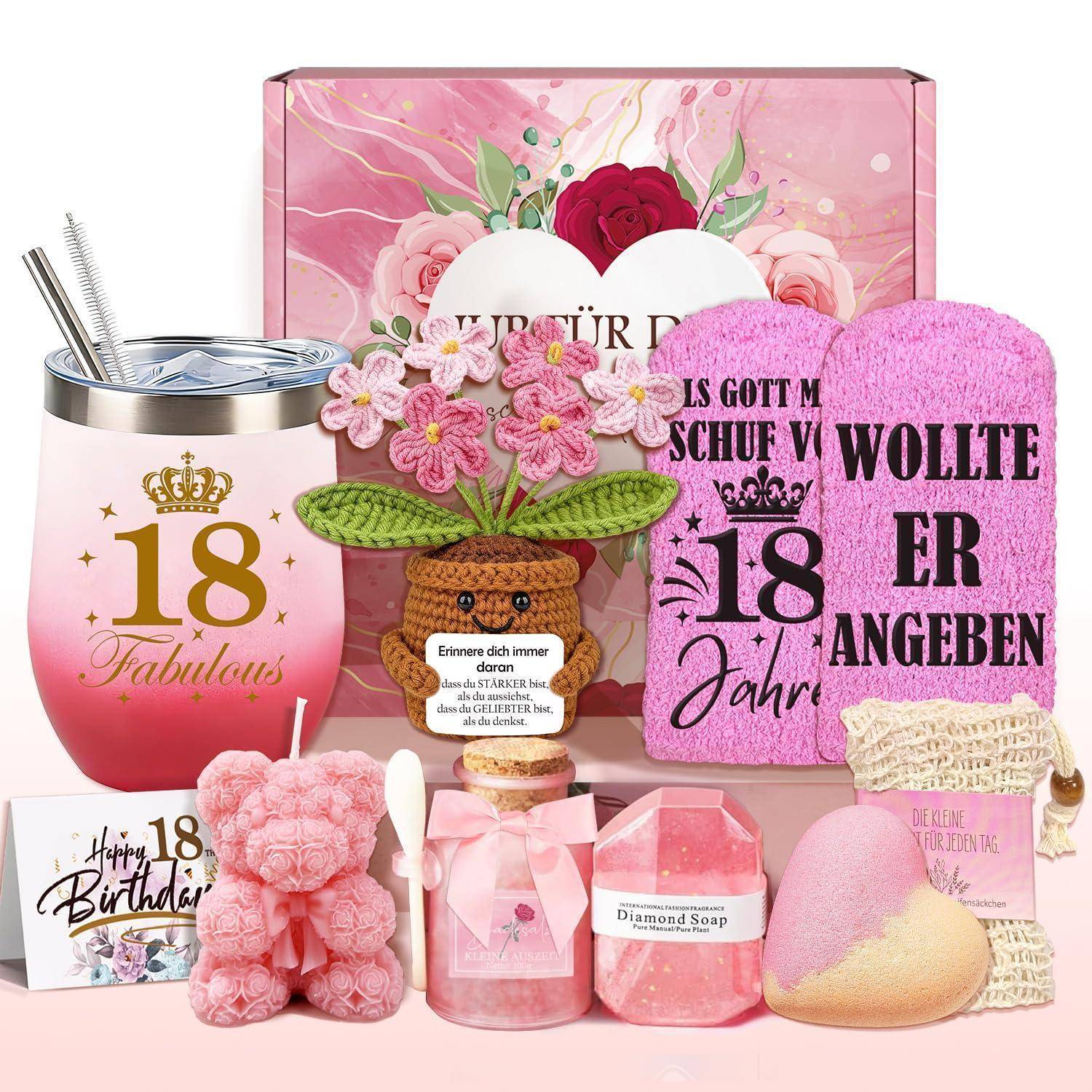 Geschenkset zum 18. Geburtstag, bestehend aus einem rosa Tumbler, Plüschartikeln, dekorativem Blütenkorb, Seifen, Kerze und Karten mit deutschem Text.