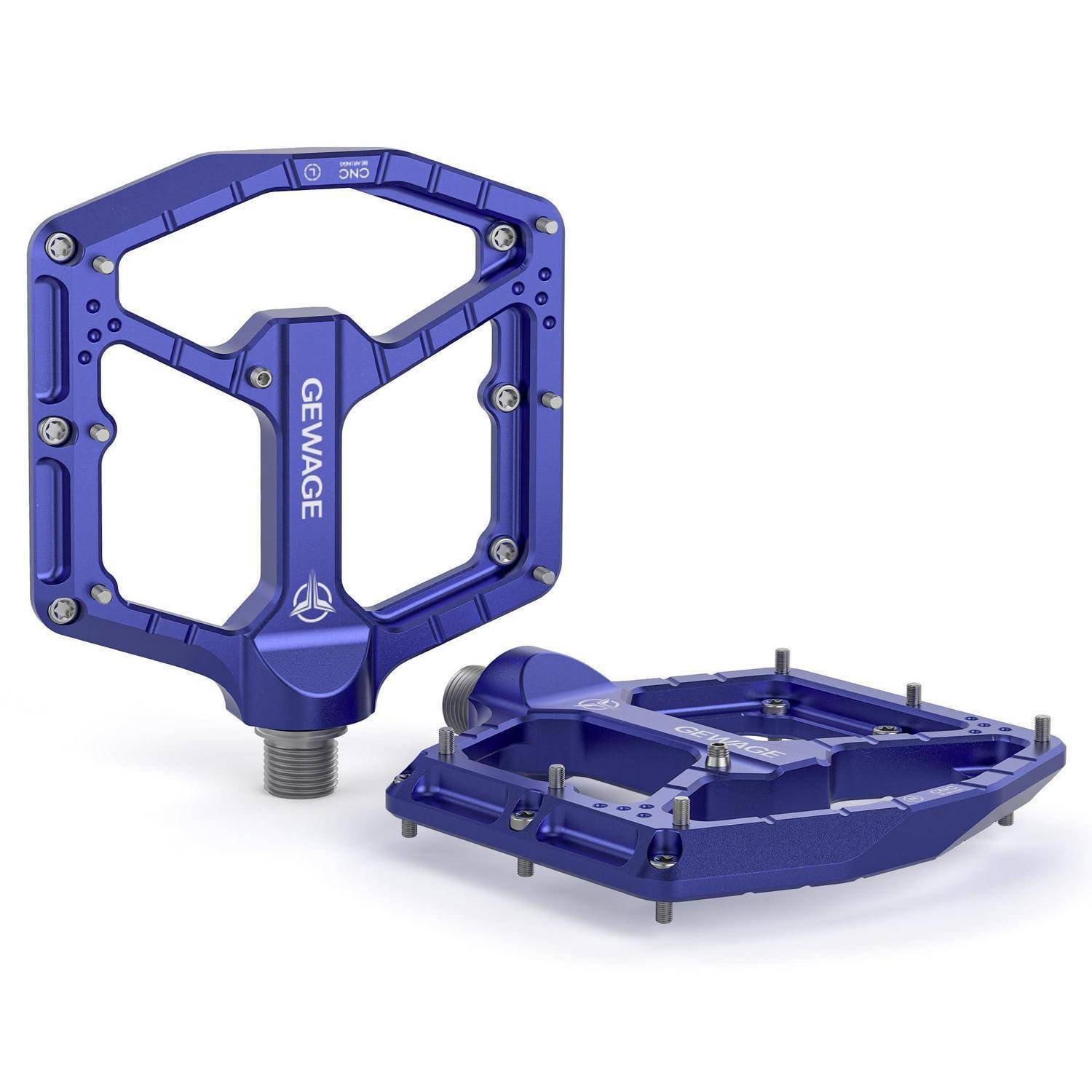 Blaue GEWAGE-Fahrradpedale in aufrechter und flacher Position, mit Metallstiften und Gewindeachse, auf weißem Hintergrund.