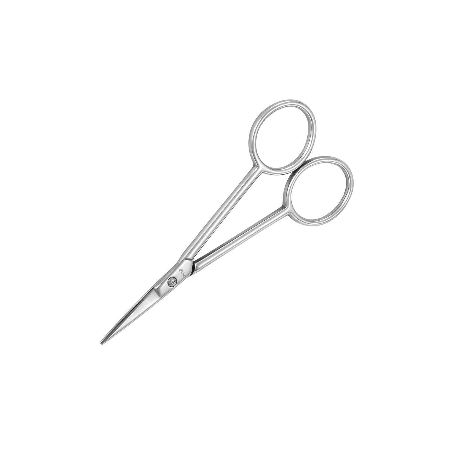 Silberne medizinische Schere mit Spitze und Fingerlöchern, auf einfachem weißem Hintergrund dargestellt.