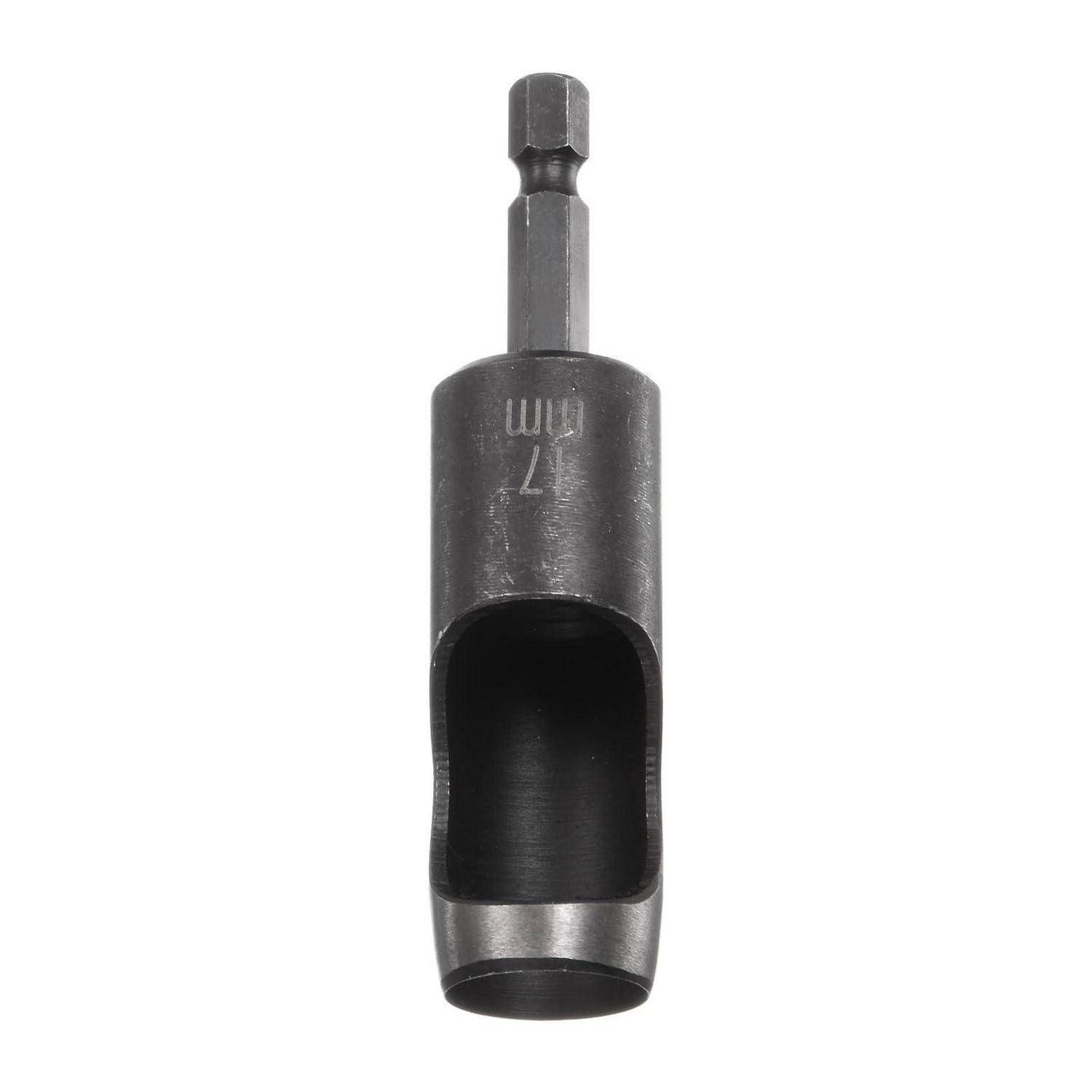 Schwarzer 7-mm-Stecknussadapter mit Sechskantschaft, isoliert auf weißem Hintergrund dargestellt.