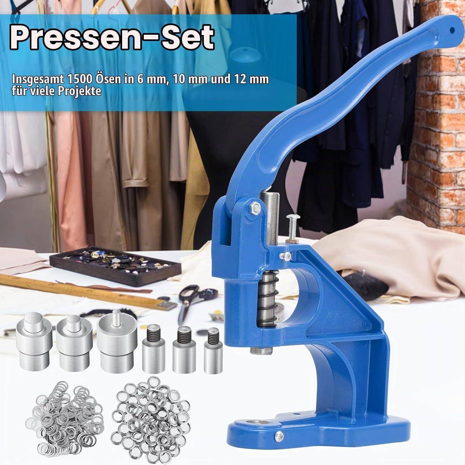 Blauwe Handpresse mit Stanzaufsätzen und Ösen, mit der Aufschrift „Pressen-Set" und „Insgesamt 1500 Ösen in 6 mm, 10 mm und 12 mm für viele Projekte"".
