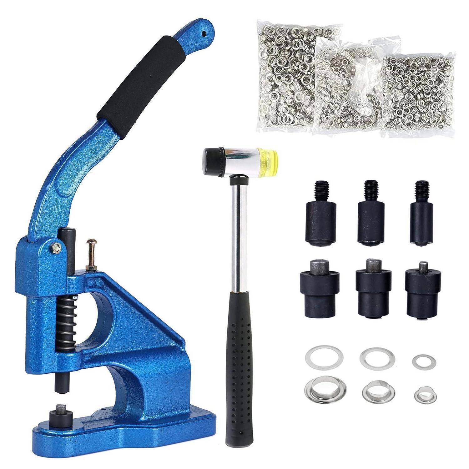 Handpresse-Ösenset mit Hammer, Stanzwerkzeugen, Unterlegscheiben und Beuteln mit Metalllöchern zum Installieren von Ösen in Stoff oder Leder.