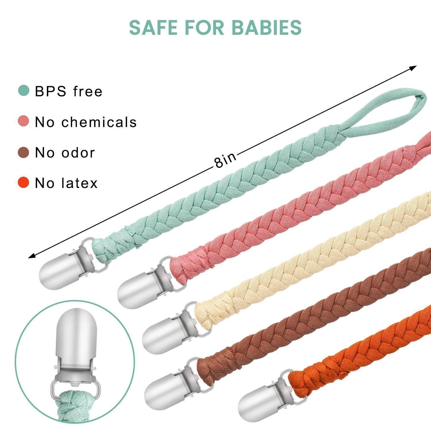 Produktgrafik mit fünf geflochtenen Baby-Schnullerketten, gekennzeichnet mit „SICHER FÜR BABYS