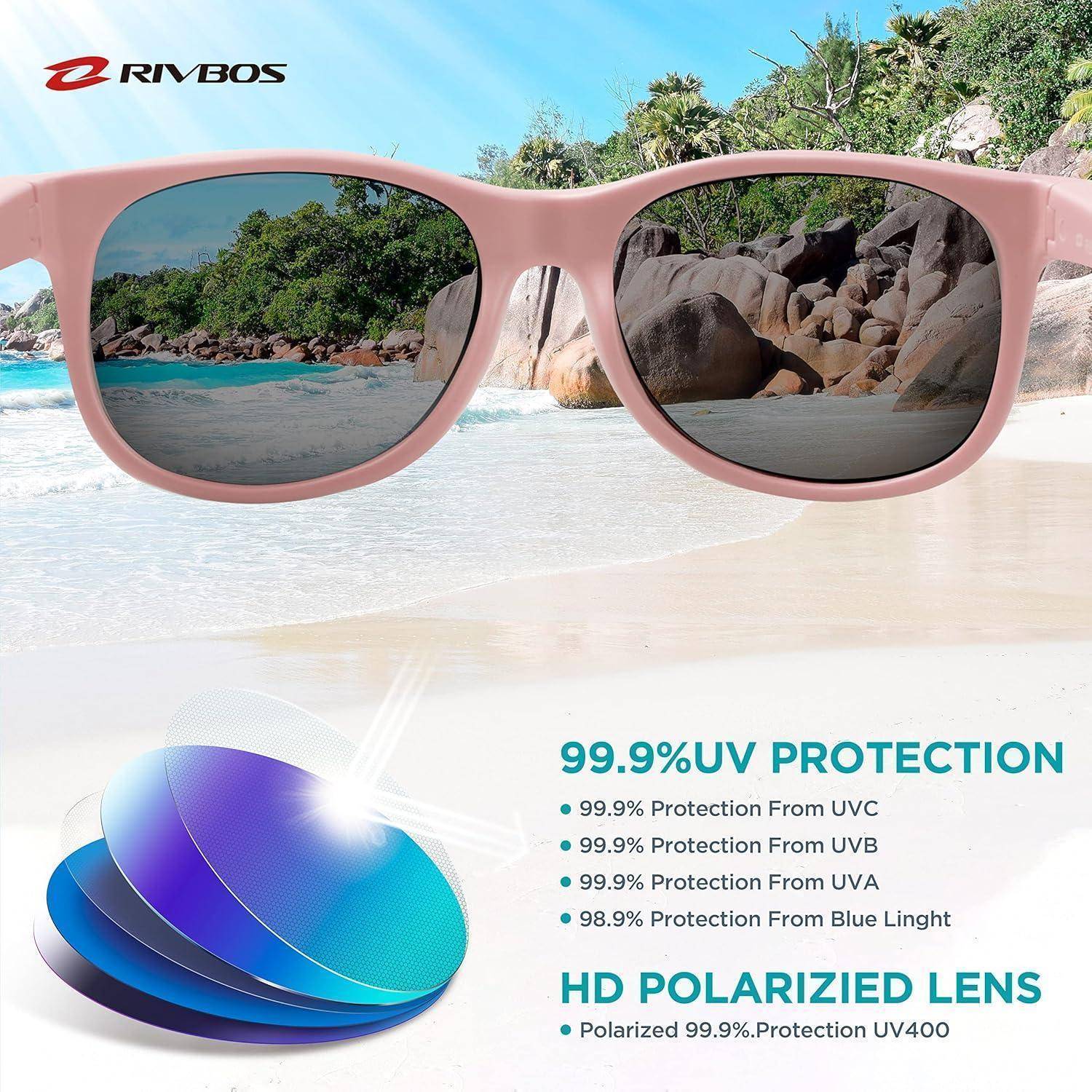 Rosafarbene Sonnenbrille mit verspiegelten Gläsern vor Strandkulisse, gekennzeichnet mit „99,9 % UV-Schutz" und „HD-polarisierte Gläser"", die UV- und Blaulichtschutz hervorheben.