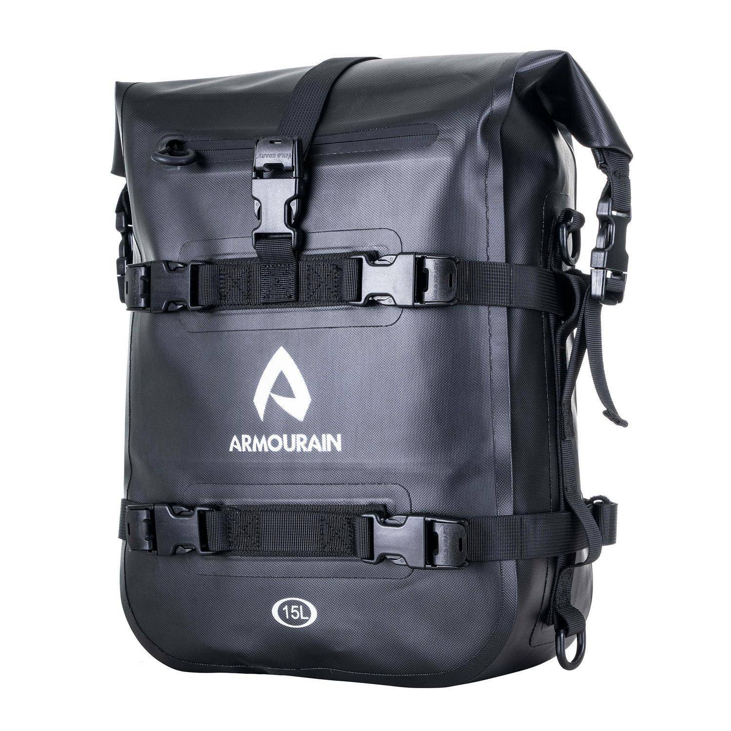 Schwarzer Rolltop-Rucksack mit Schnallen und Seitengurten, Marke 'ARMOURAIN', 15L Fassungsvermögen.