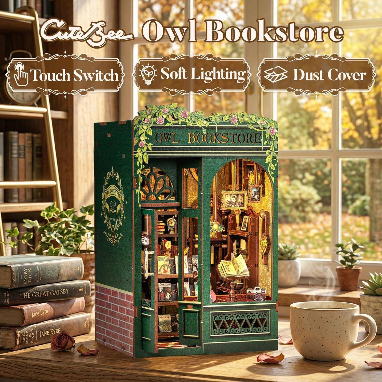 Dekorative Miniatur „CuteBee Owl Bookstore