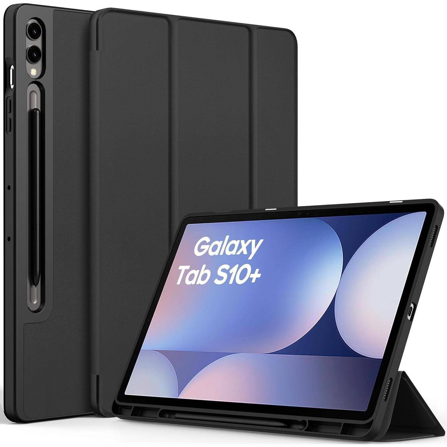 Samsung Galaxy Tab S10+ Tablet in einem schwarzen Schutzetui, von vorne und hinten gezeigt, mit dem Bildschirm, auf dem 