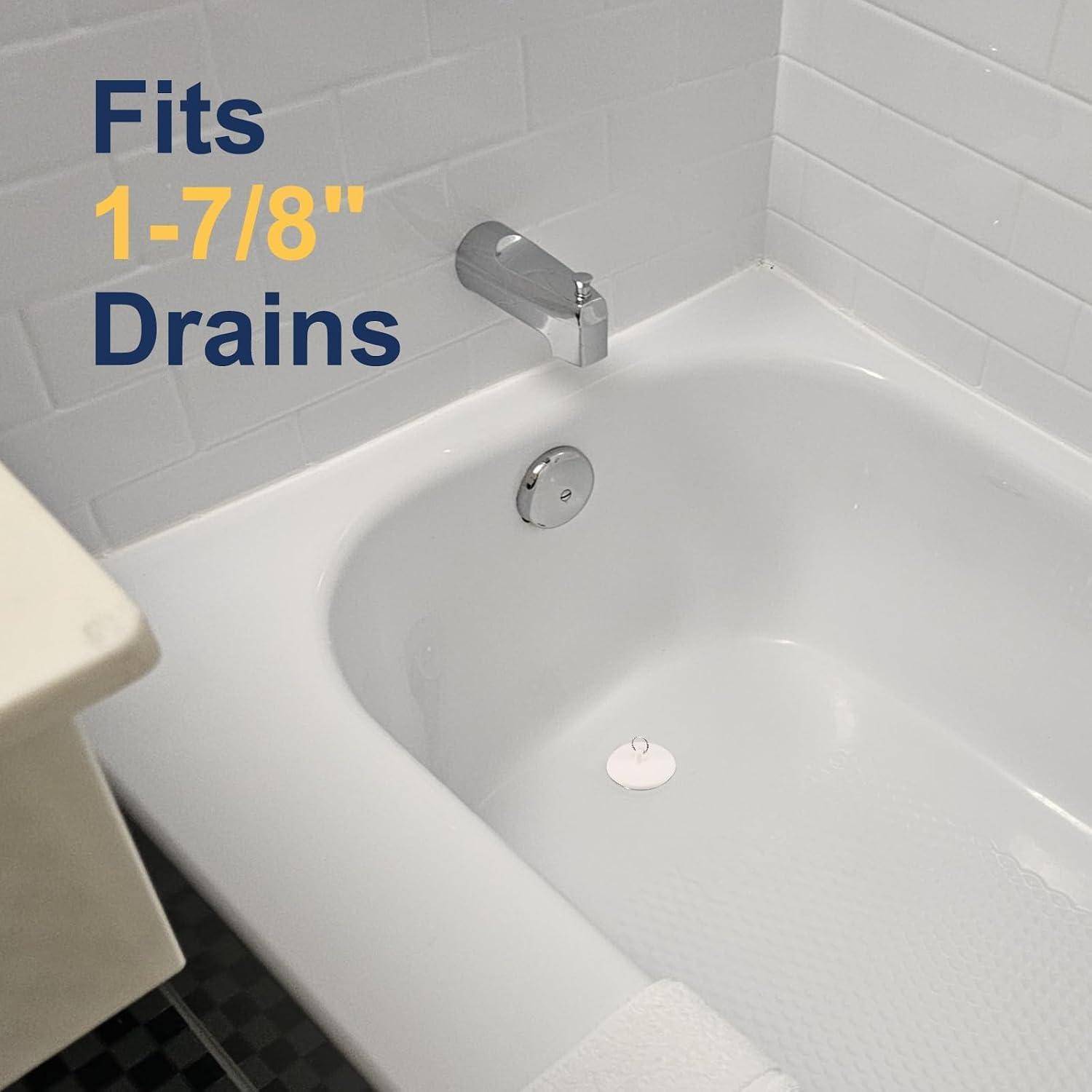 Badewanne mit kleiner weißer Ablaufabdeckung, mit der Beschriftung „Passt auf 1-7/8