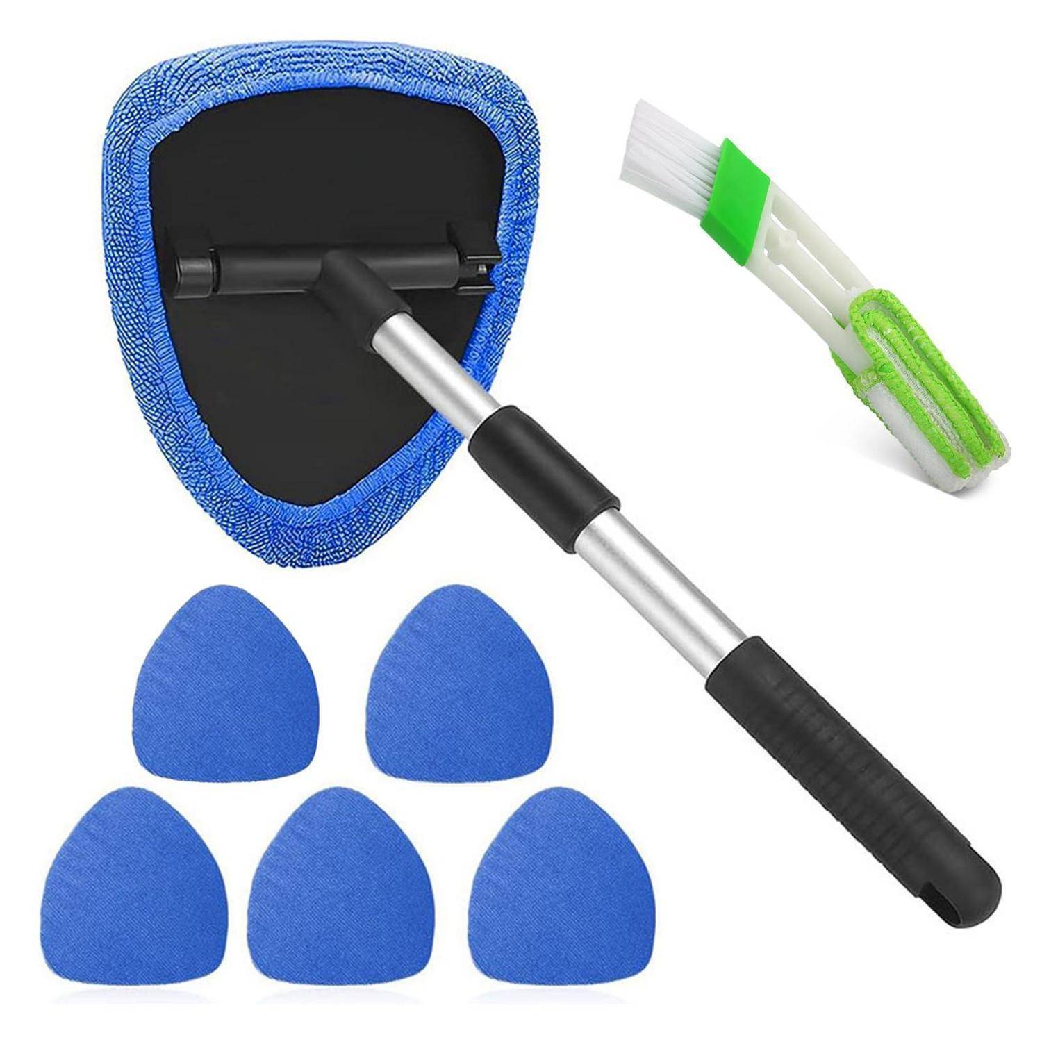 Blauer dreieckiger Mikrofaser-Wischkopf mit ausziehbarem Griff, plus eine kleine grün-weiße Reinigungsbürste und fünf Ersatz-Blaue Pads auf weißem Hintergrund.