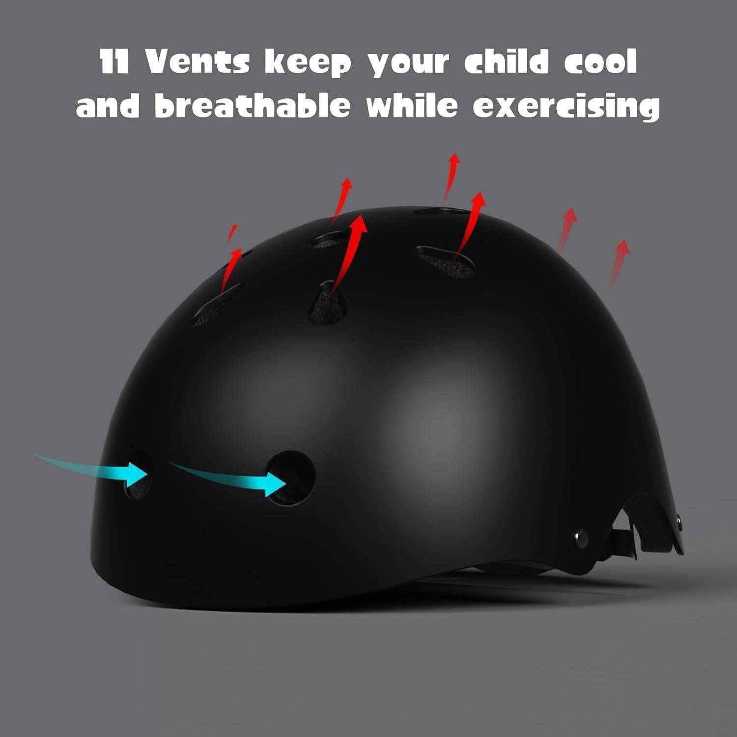 Schwarzer Kinderhelm mit roten und blauen Pfeilen, die 11 Belüftungsöffnungen für Luftzirkulation anzeigen; der Text besagt, dass er das Kind während des Trainings kühl und atmungsaktiv hält.