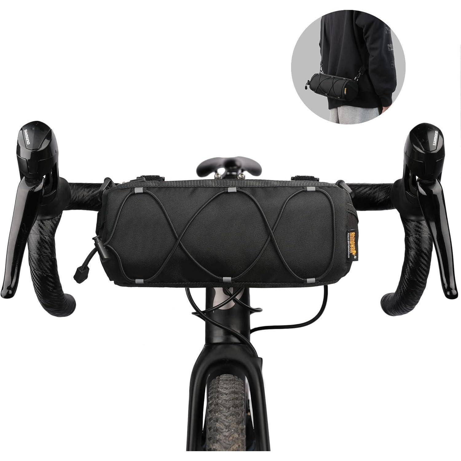 Schwarze Lenkertasche an einem Fahrrad von vorne gezeigt, mit einer Detailabbildung, die zeigt, wie sie am Lenkerbereich des Fahrers befestigt ist.