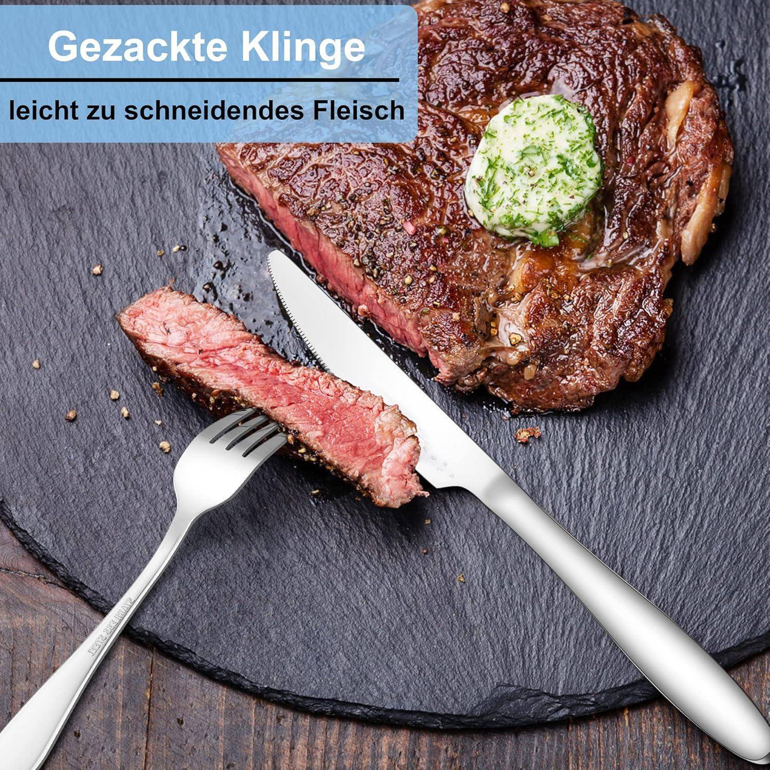 Gegrilltes Steak auf einem Schieferstein mit Butter, ein geschnittenes Stück, Messer und Gabel; der Text sagt 'Gezackte Klinge' und 'leicht zu schneidendes Fleisch'.
