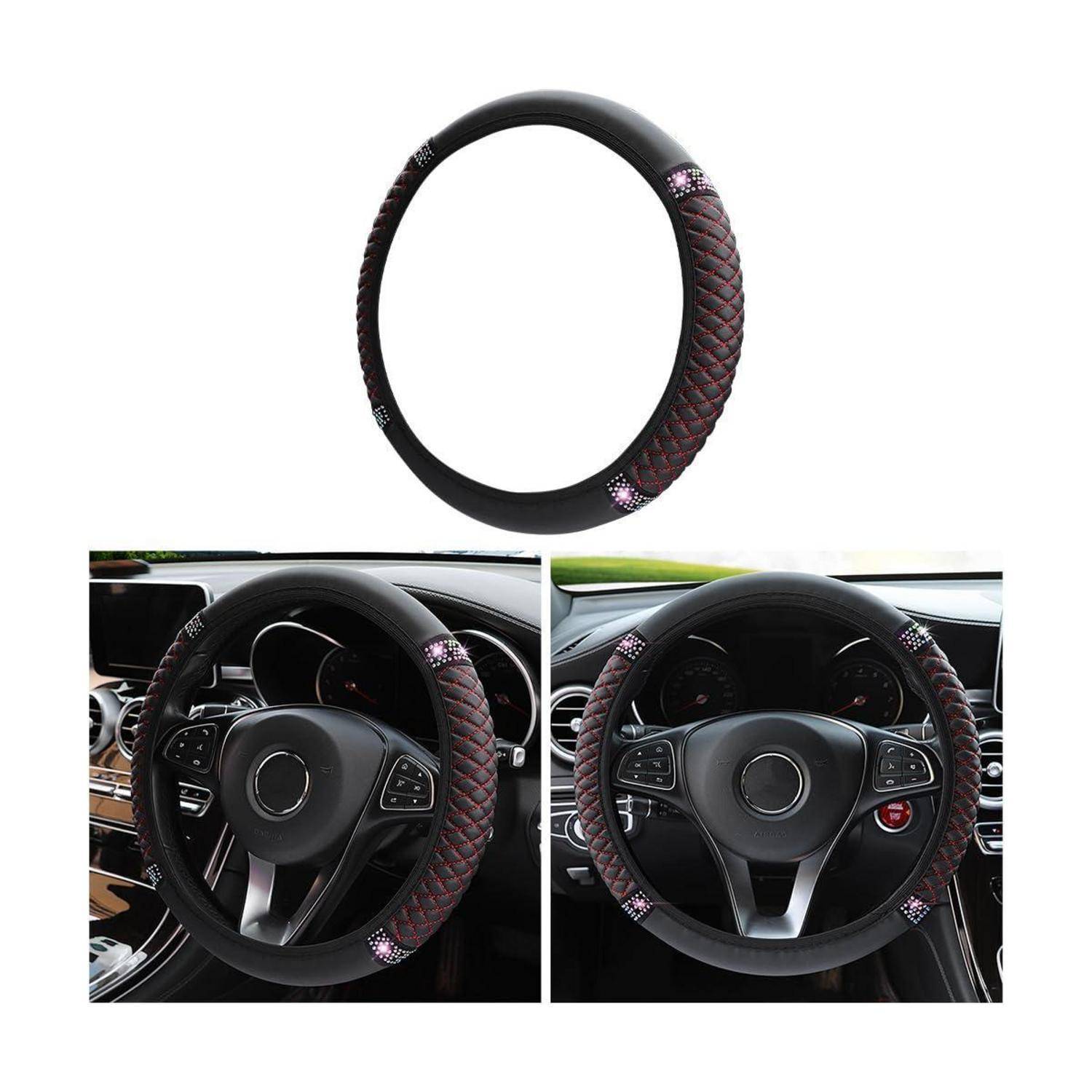 Schwarze und rosa geflochtene Lenkradabdeckung, einzeln dargestellt und an einem Autolenkrad im Innenraum montiert.