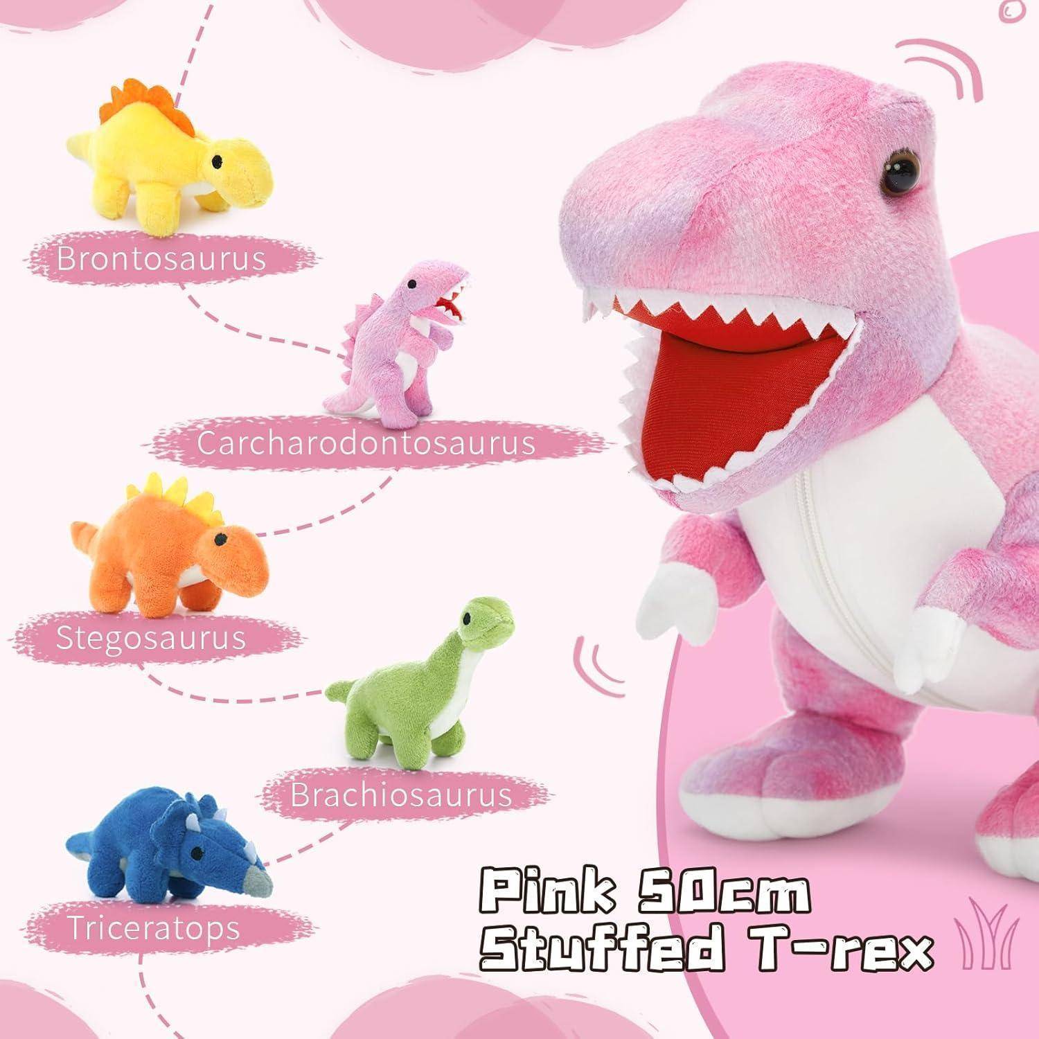 Rosa 50 cm großes Plüsch-T-Rex-Spielzeug mit offenem Maul, gezeigt mit kleineren Plüsch-Dinosauriern mit den Bezeichnungen Brontosaurus, Carcharodontosaurus, Stegosaurus, Brachiosaurus und Triceratops.