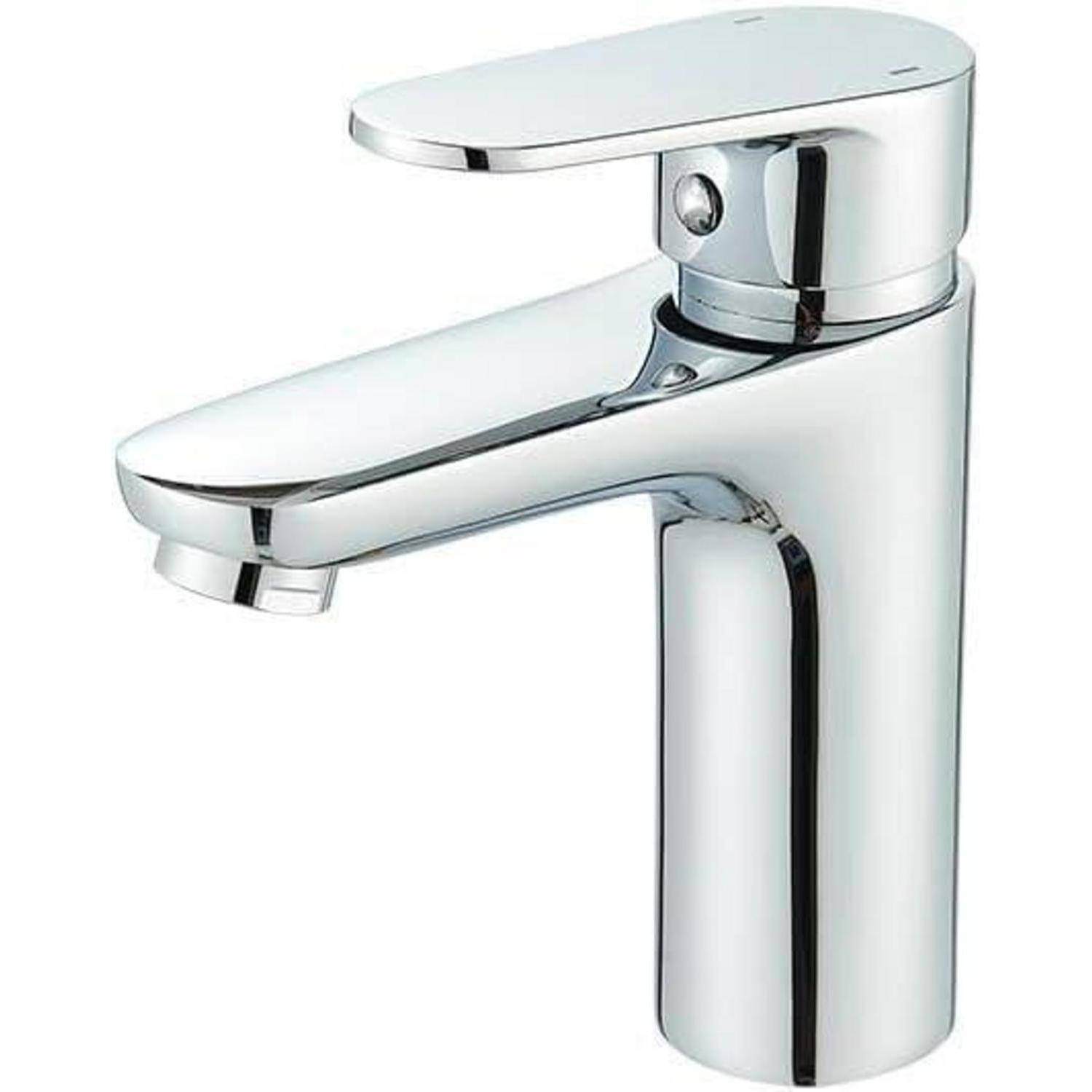 Chromewasserhahn mit Einzelgriff für das Badezimmer auf weißem Hintergrund.