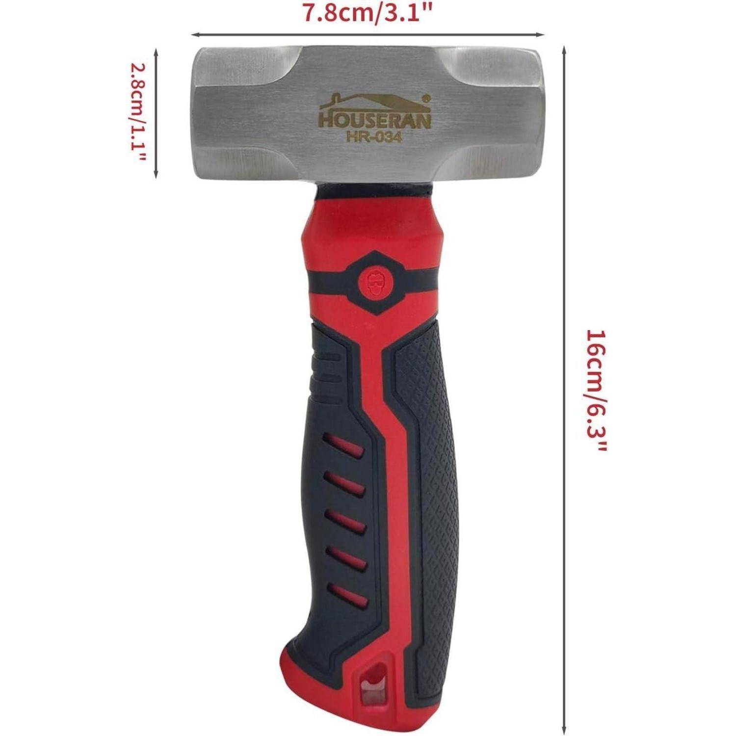 Produktfoto eines rot-schwarzen Handschlägels mit Metallkopf, mit beschrifteten Abmessungen: 16 cm Höhe, 7,8 cm Kopfbreite und 2,8 cm Kopfhöhe.