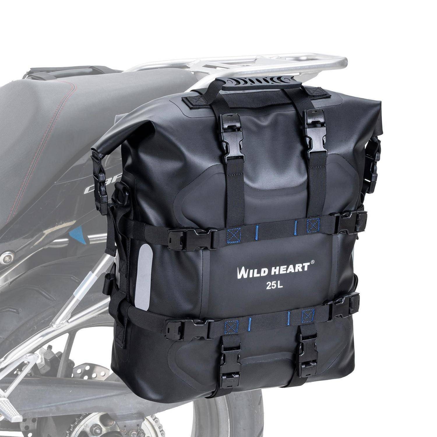Schwarze wasserdichte Motorrad-Gepäcktasche, an dem hinteren Gepäckträger befestigt, mit der Bezeichnung „WILD HEART 25L