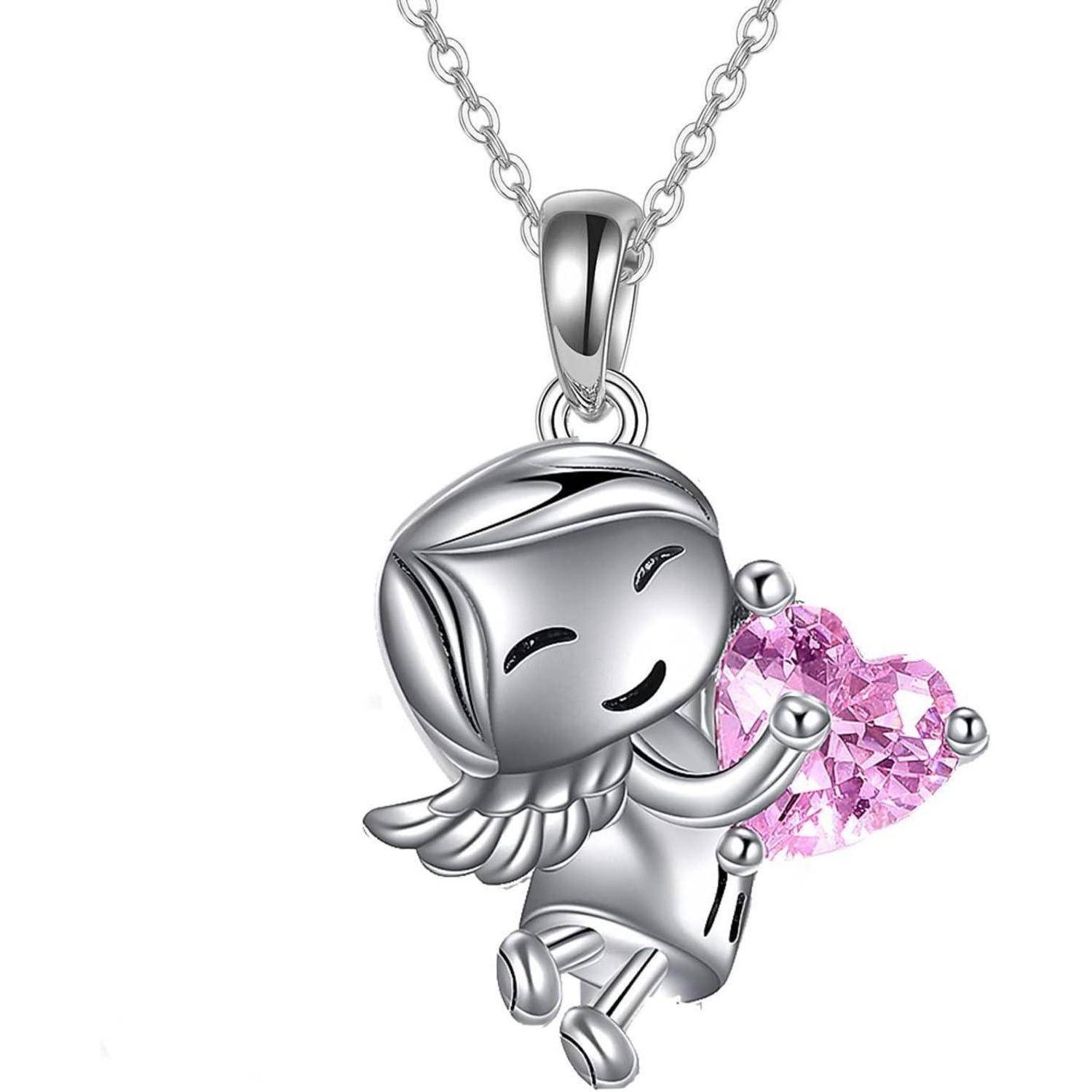Silberner Engel-Anhänger-Halskette mit einem rosa herzförmigen Edelstein an einer Kette, vor weißem Hintergrund dargestellt.