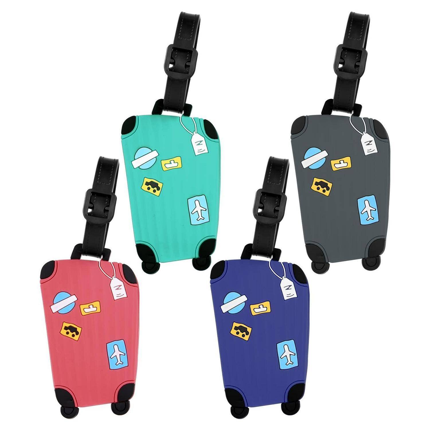 Vier farbenfrohe Hartschalen-Kofferschlüsselanhänger mit Riemen und Trolley-Designs in Rot, Blaugrün, Grau und Blau.