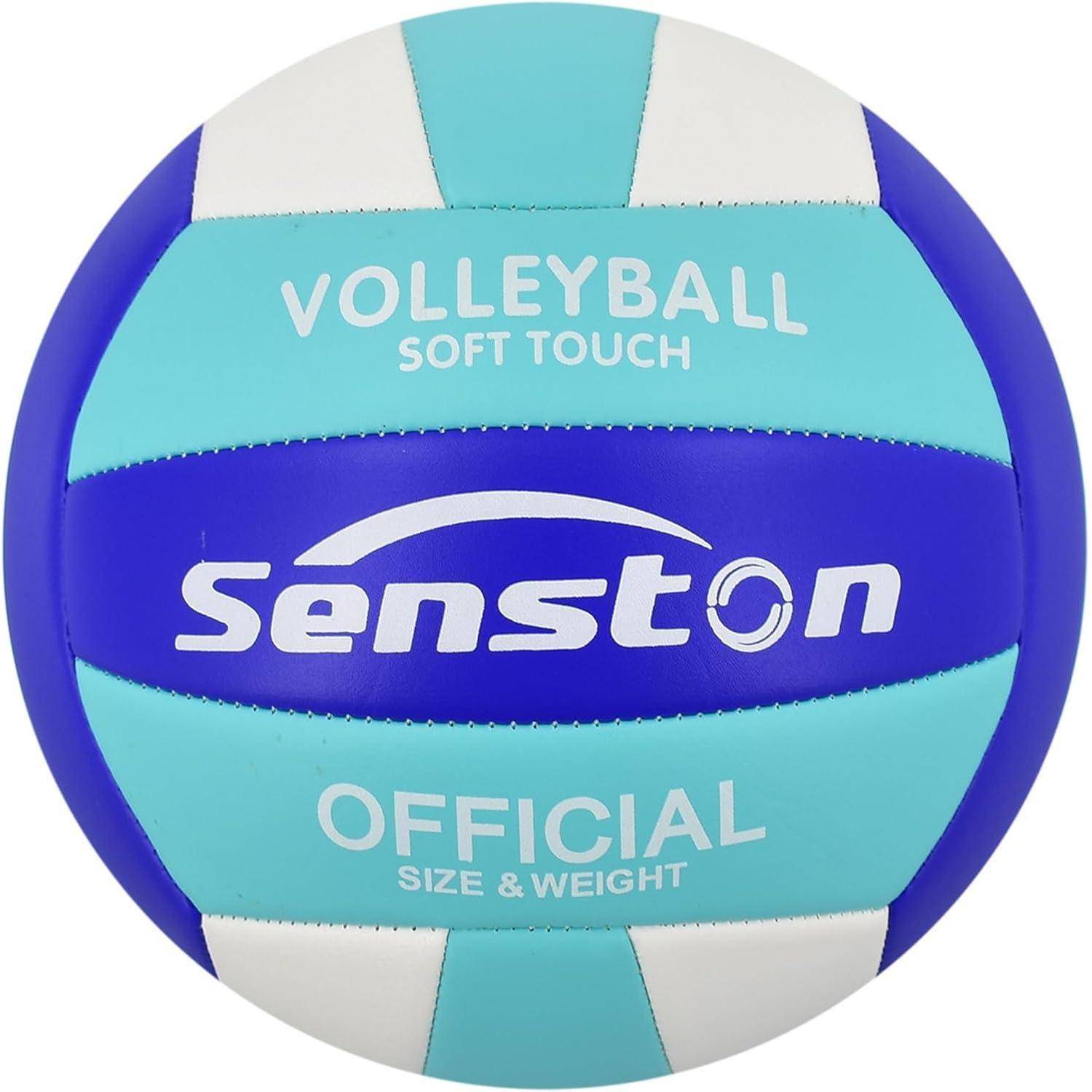 Nahaufnahme eines blau, weiß und türkisfarbenen Senston-Volleyballs mit der Aufschrift „VOLLEYBALL SOFT TOUCH