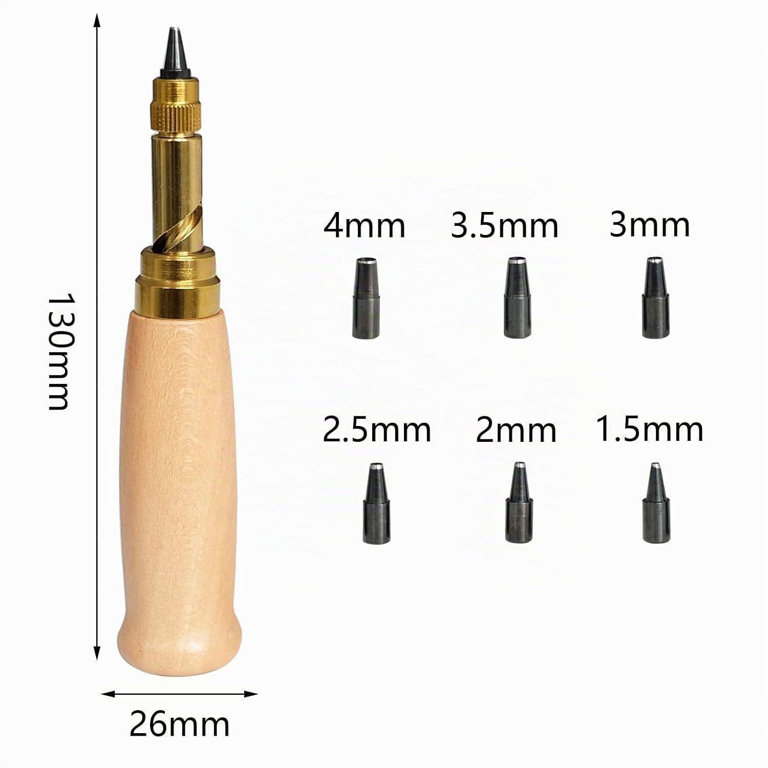 Holzgriffiges Rotationswerkzeug mit sechs austauschbaren Bits; Abmessungen angegeben mit 130 mm Höhe und 26 mm Breite, mit Bitgrößen gekennzeichnet von 4 mm bis 1,5 mm.