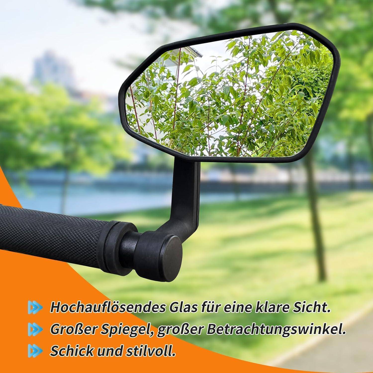 Motorrad-Lenkerrspiegel reflektiert Bäume, mit deutschem Werbetexth, der klare Sicht, Weitwinkel und stilvolles Design hervorhebt.