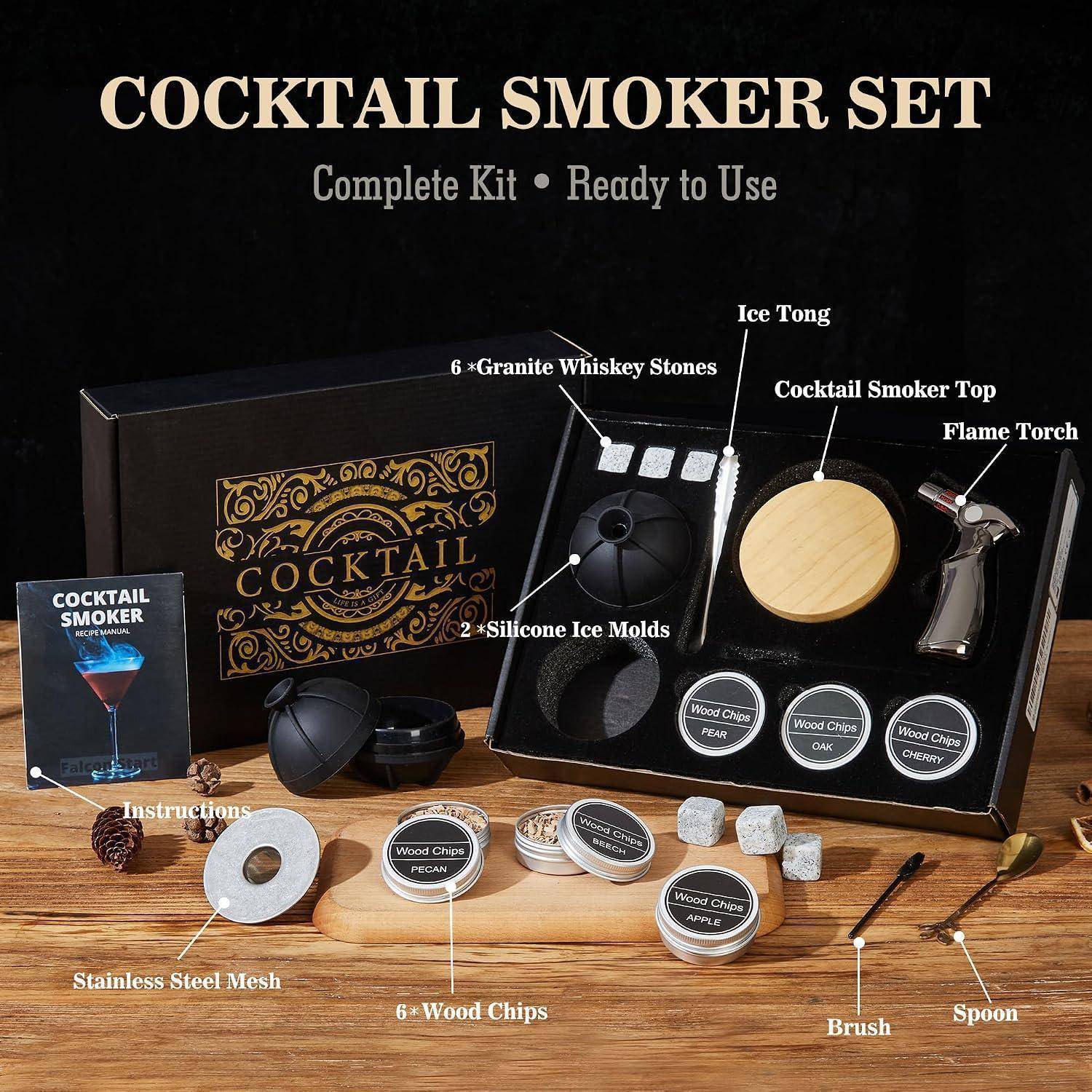 Cocktail-Raucher-Set Geschenkbox mit Brenner, Raucheraufsatz, Eissteinen, Formen, Holzchips, Gaze, Bürste, Löffel und Anleitung.