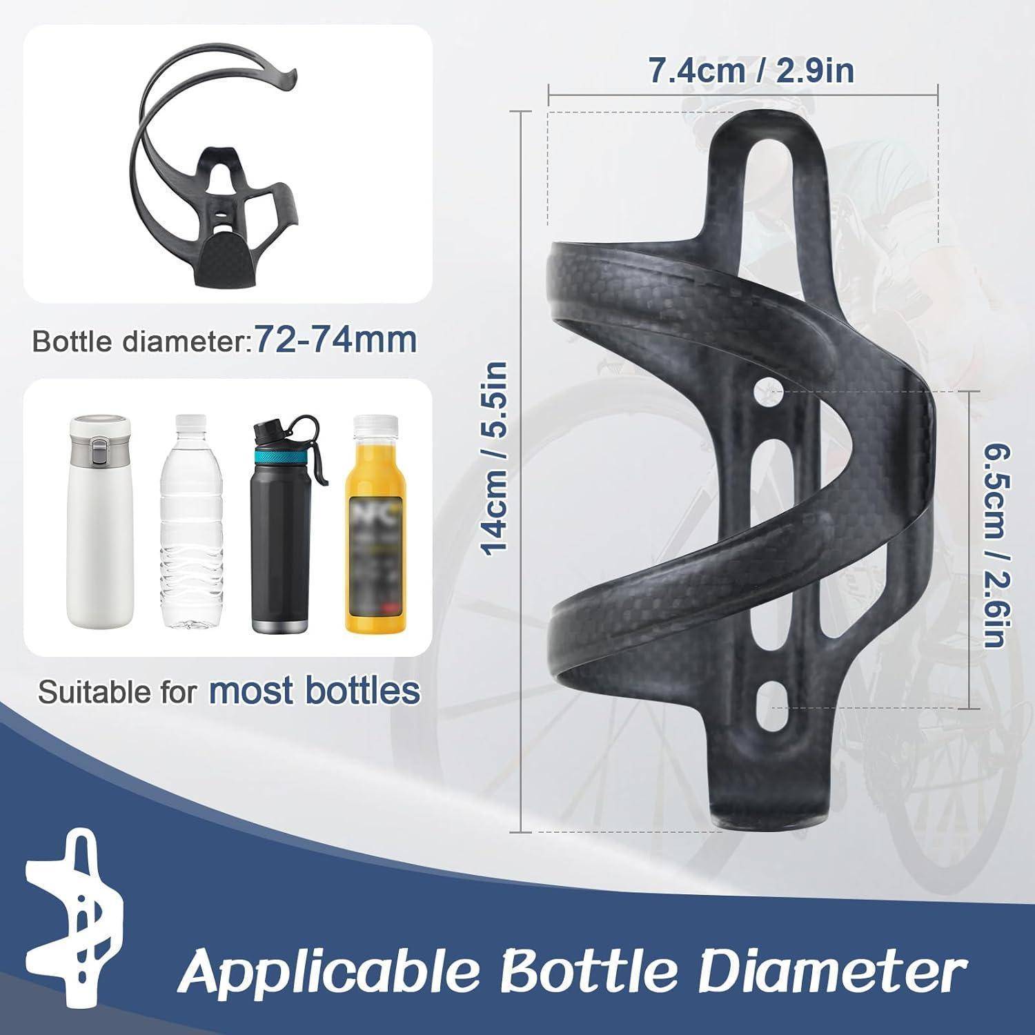 Kohlefaser-Flaschenhalter für Fahrräder mit Abmessungen: 14 cm Höhe, 7,4 cm Breite, 6,5 cm Tiefe; passt für Flaschen mit 72–74 mm Durchmesser und die meisten Flaschentypen.